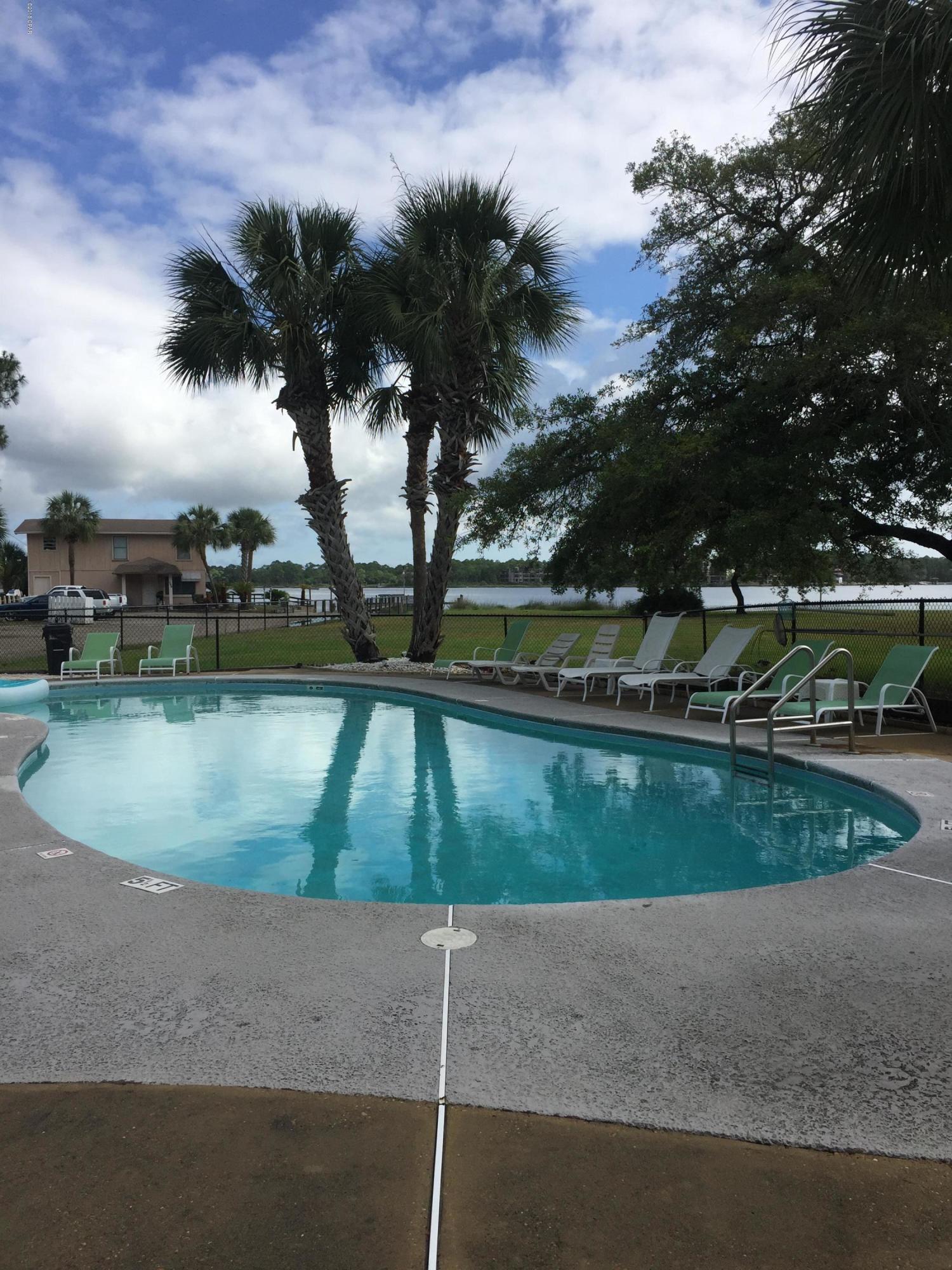 Pirate's Cove Inlet - Residential