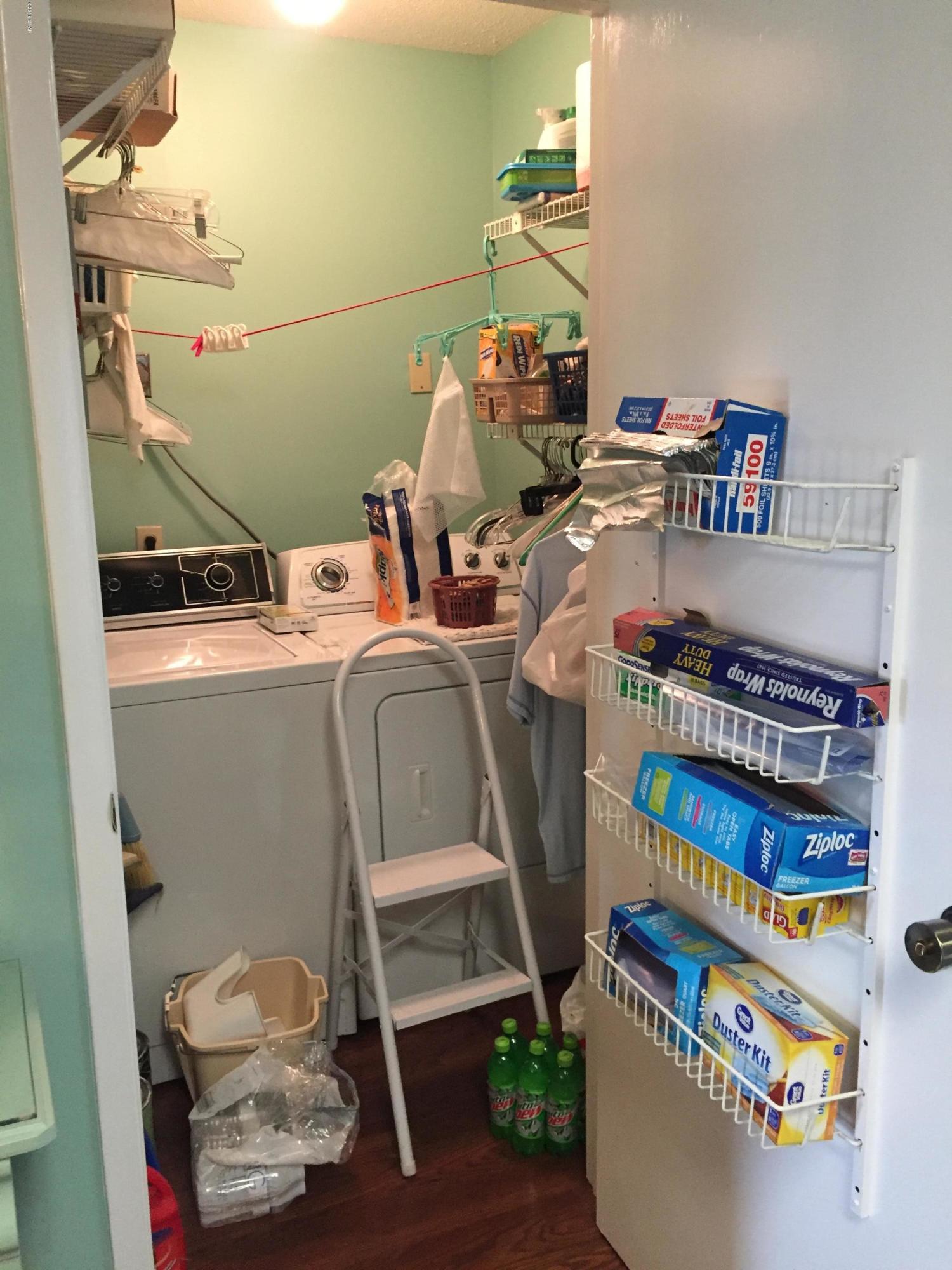 Pirate's Cove Inlet - Residential