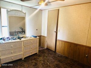 Country Club Manor - Residential