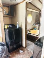 Country Club Manor - Residential