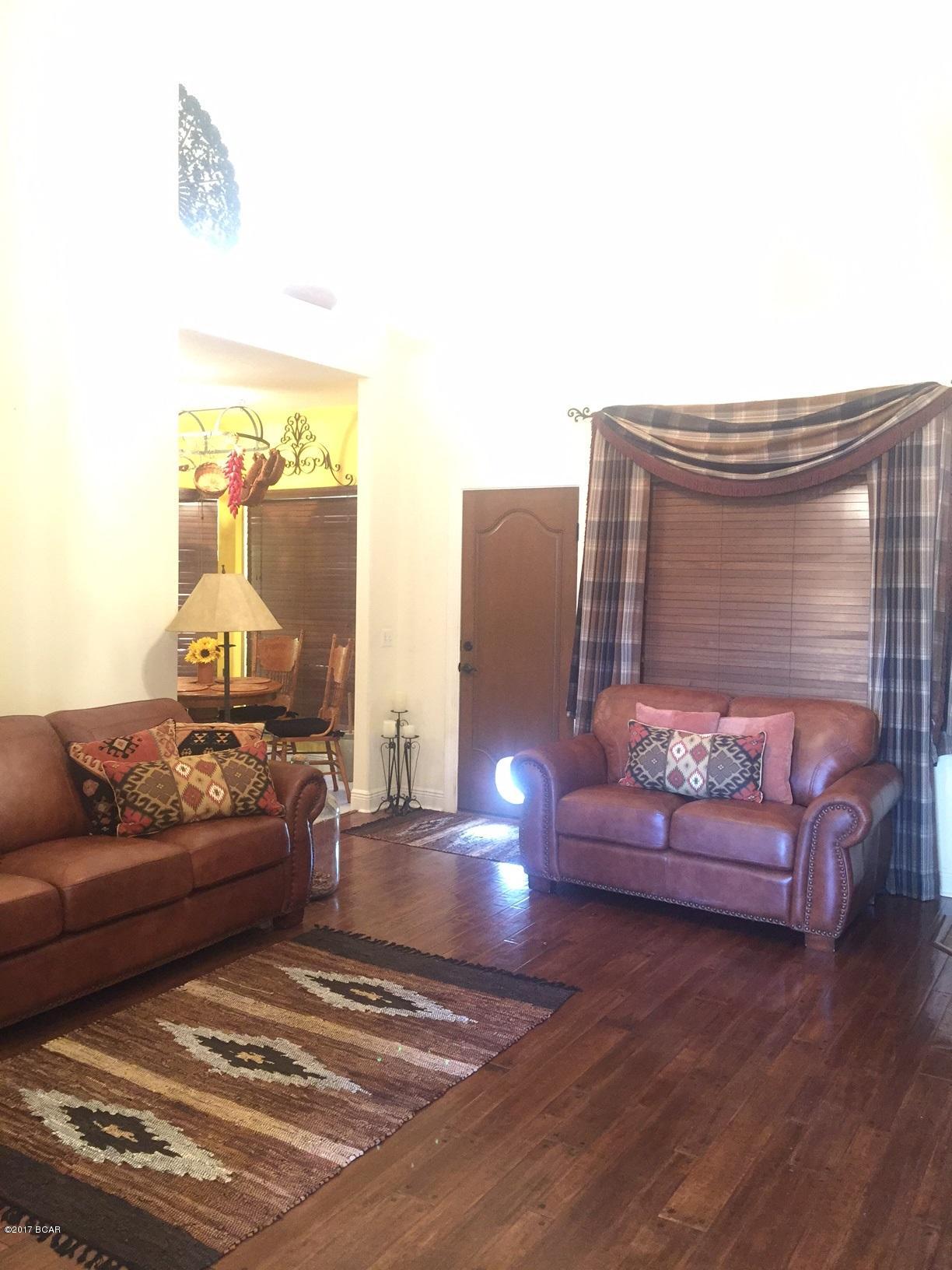 Grand Lagoon Banks - Residential