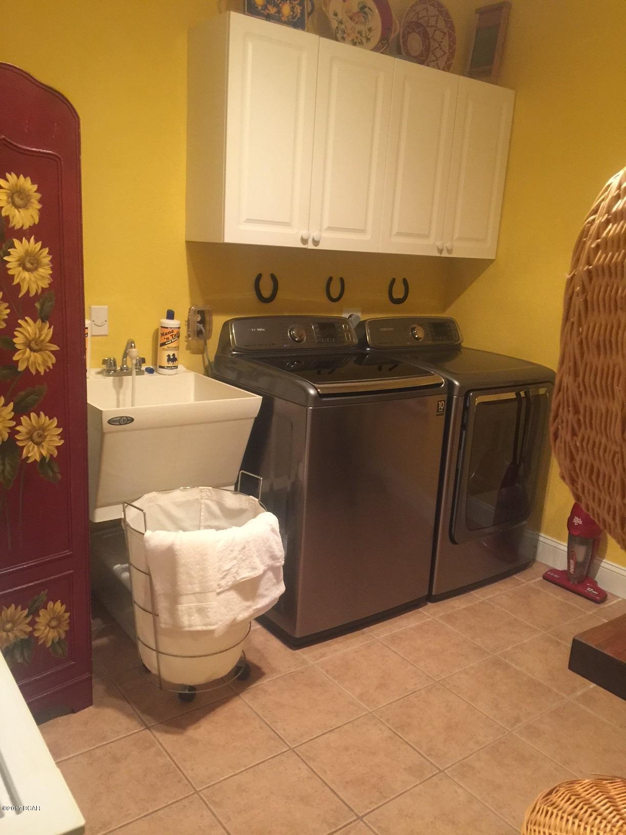 Grand Lagoon Banks - Residential