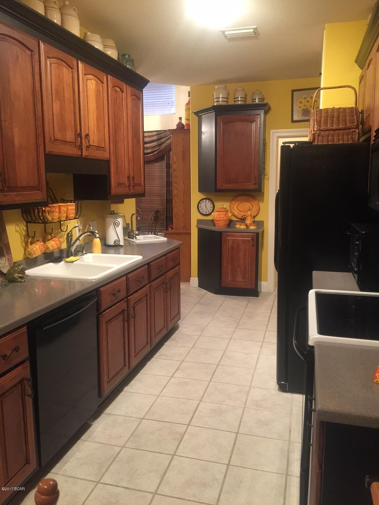 Grand Lagoon Banks - Residential