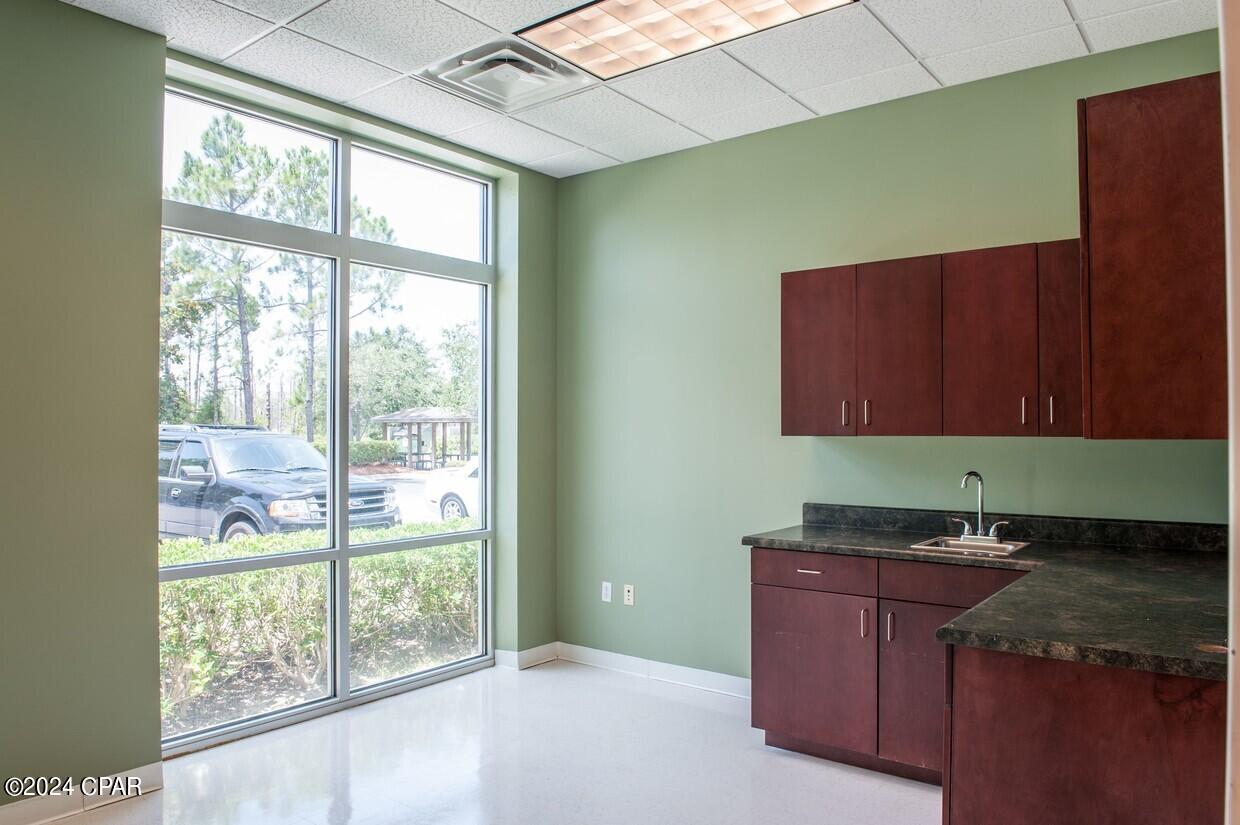 Beckrich Business Park - Commercial Lease