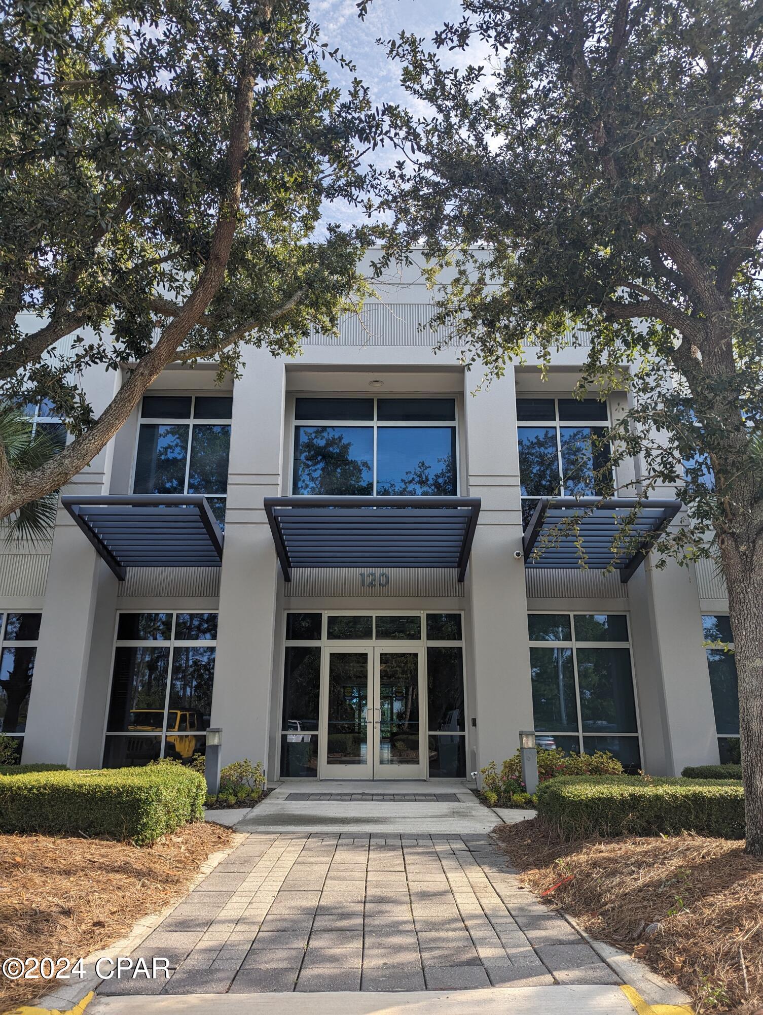 Beckrich Business Park - Commercial Lease