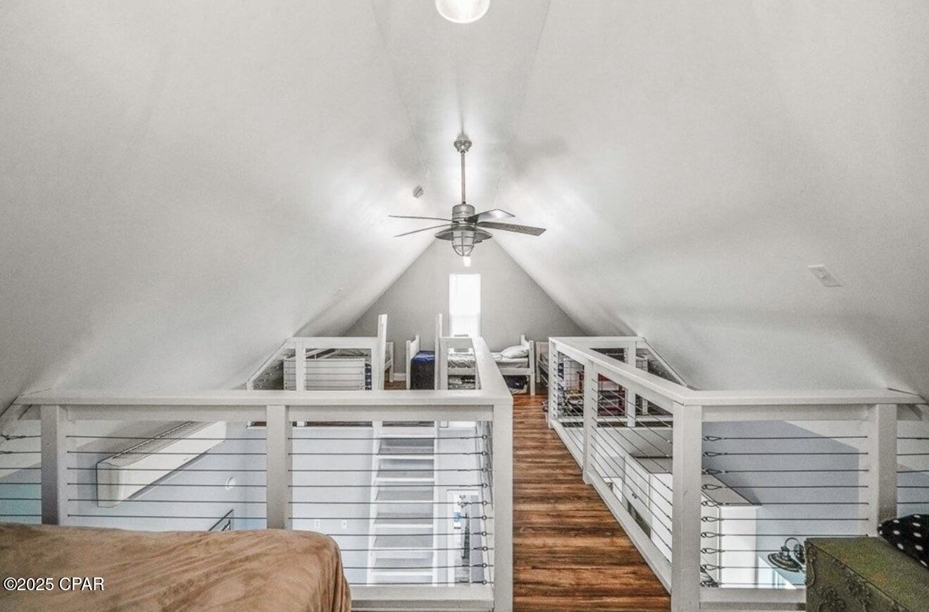 Pine Breeze - Residential