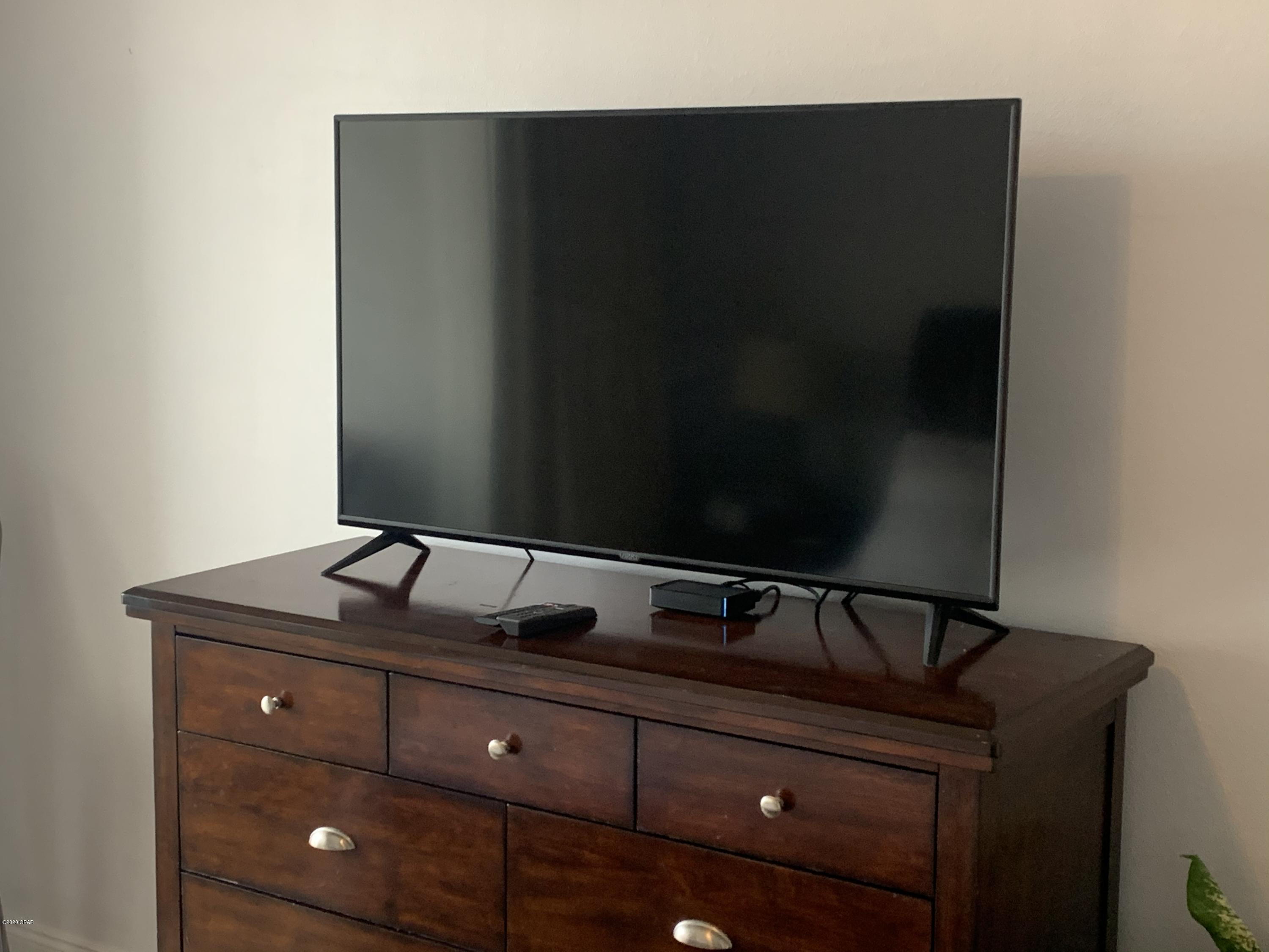 Laketown Wharf - Residential