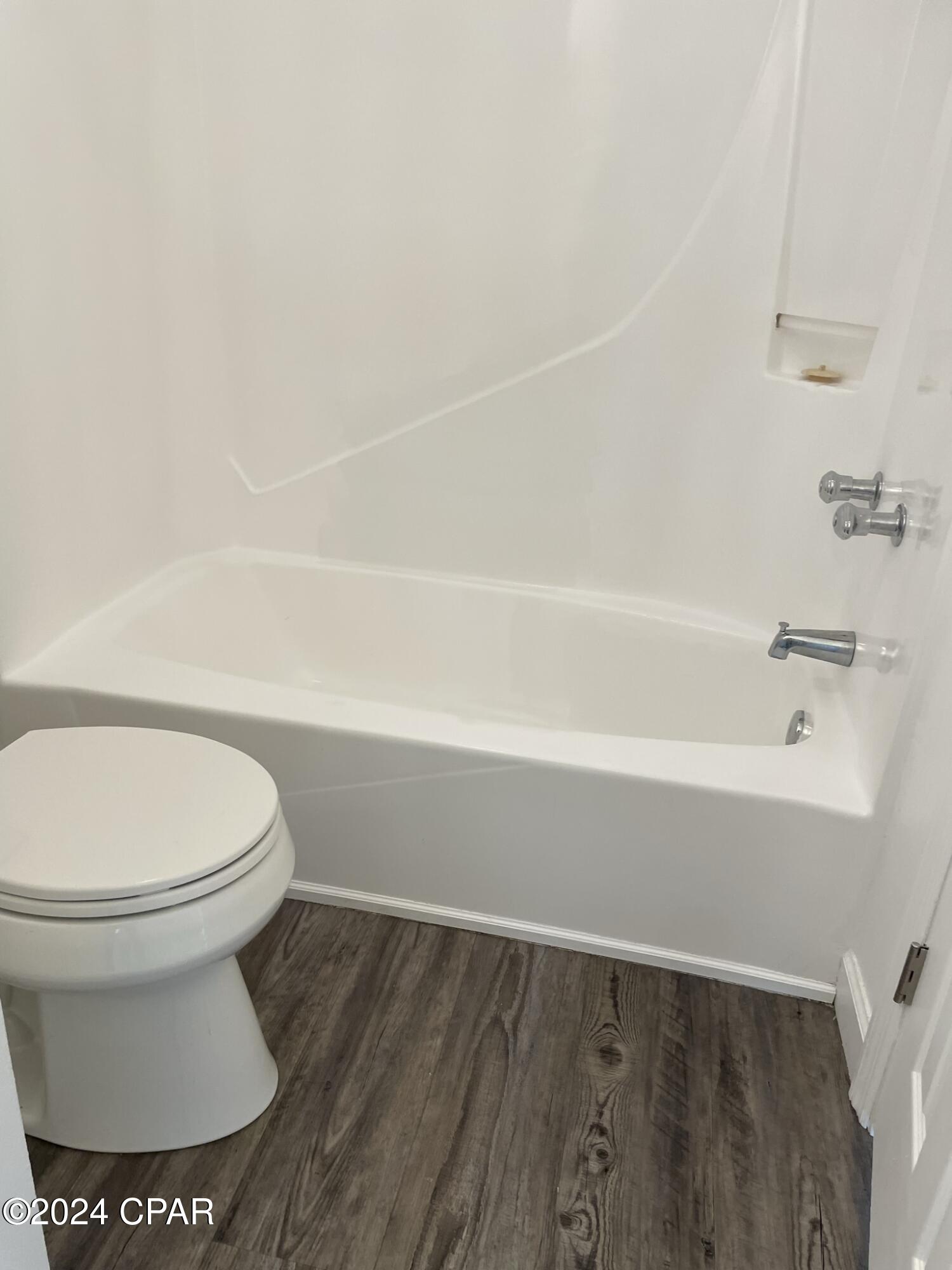 [No Recorded Subdiv] - Residential Lease