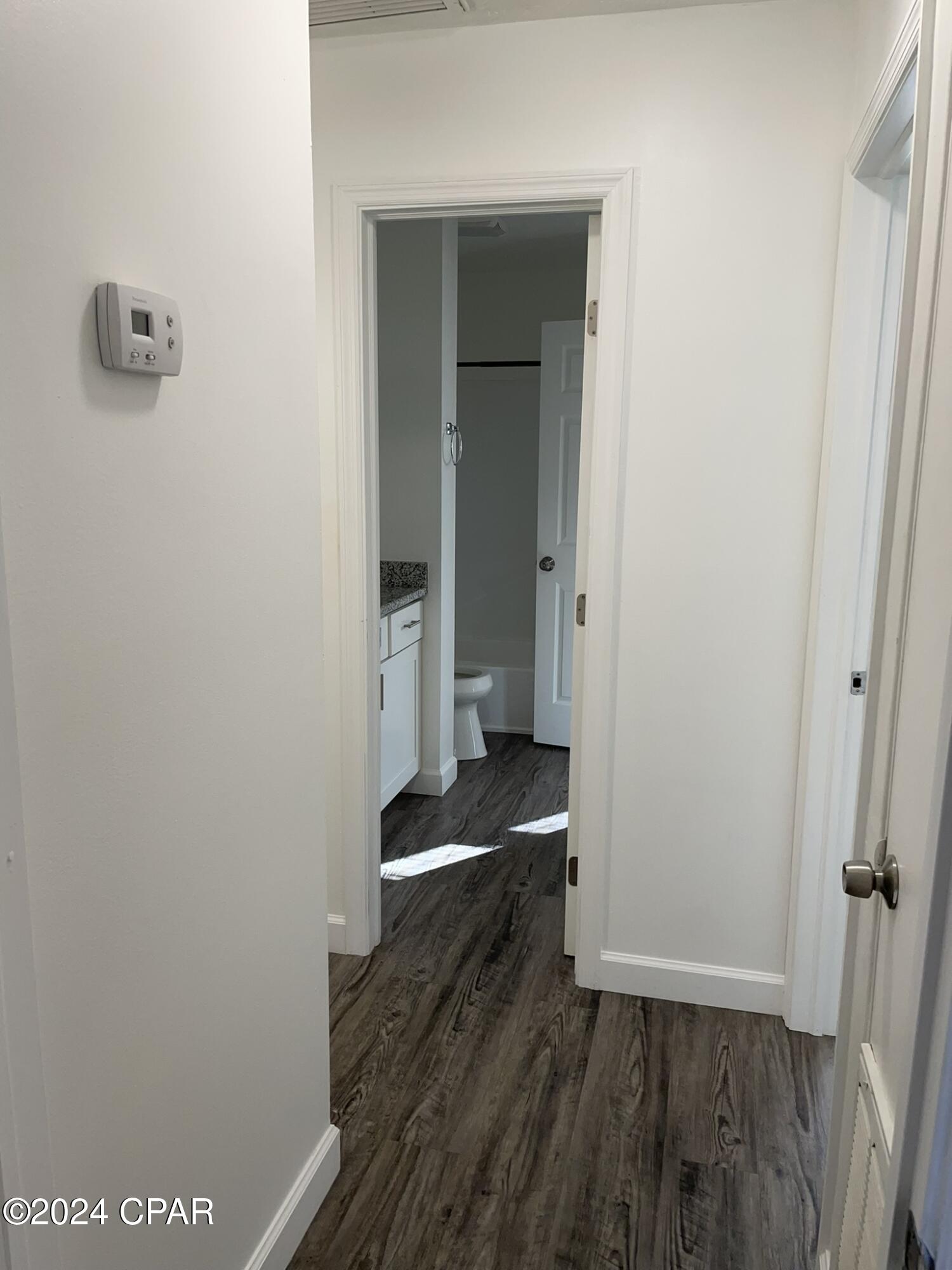 [No Recorded Subdiv] - Residential Lease