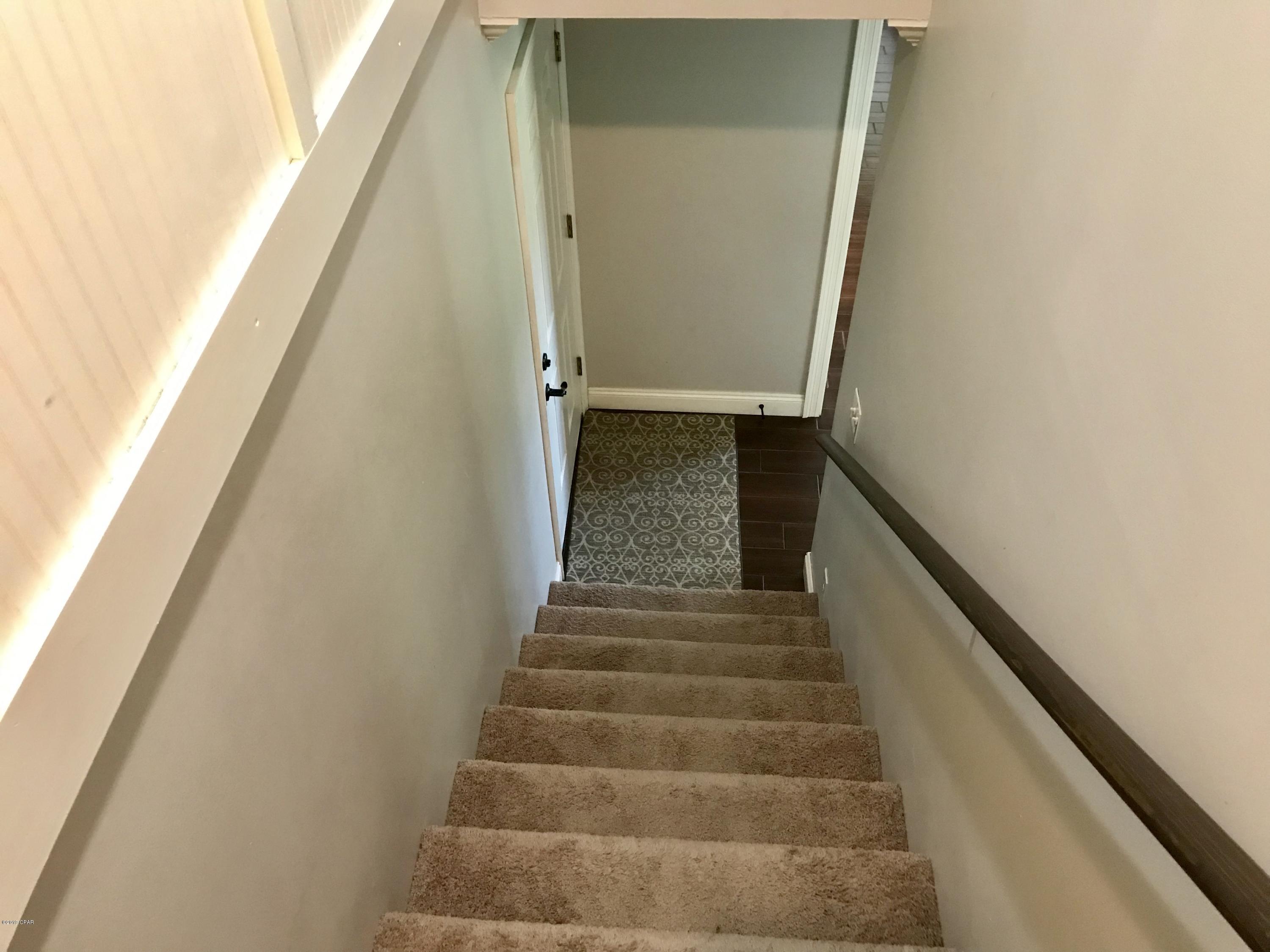 Kirkland Manor - Residential