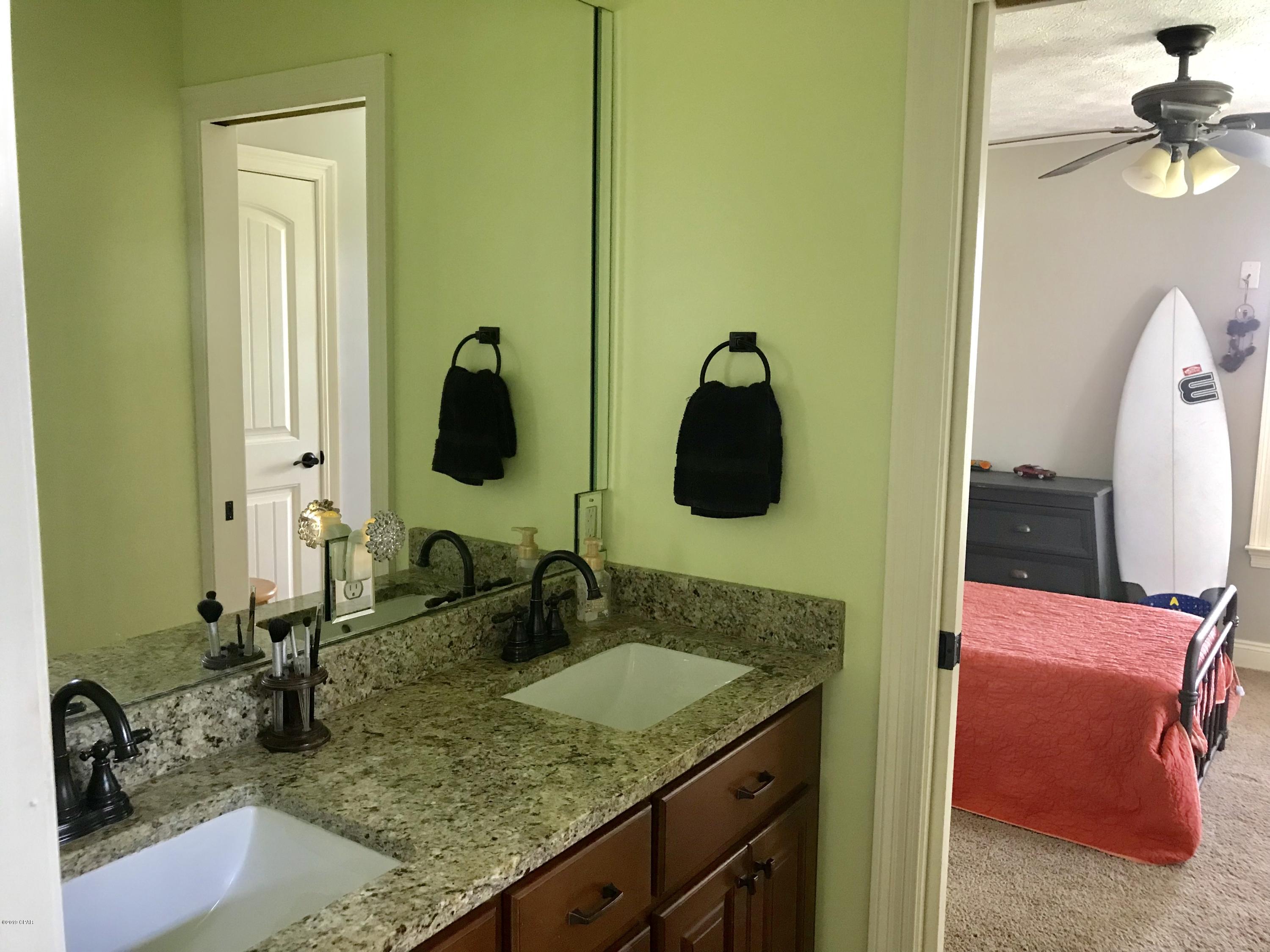 Kirkland Manor - Residential