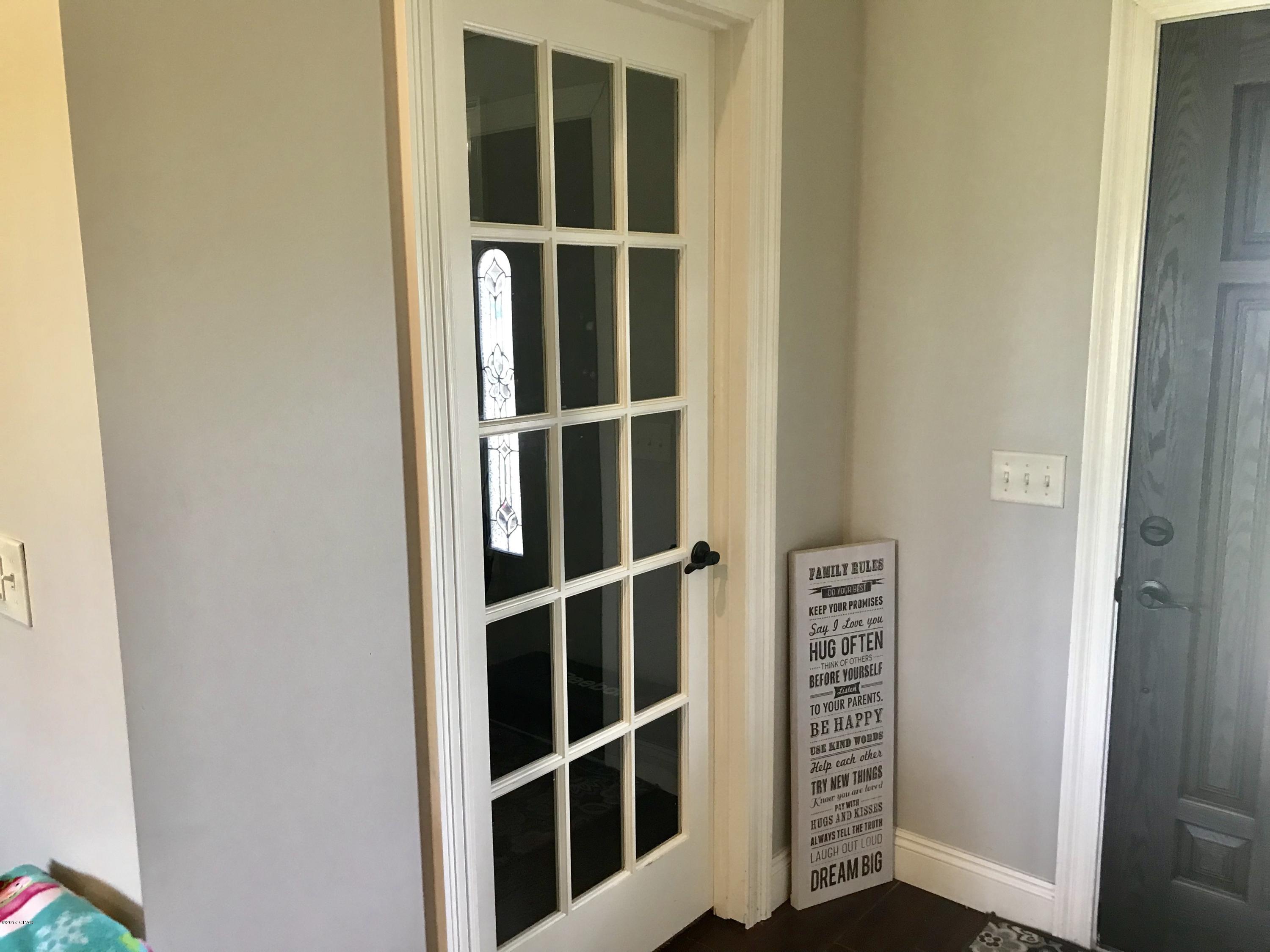 Kirkland Manor - Residential