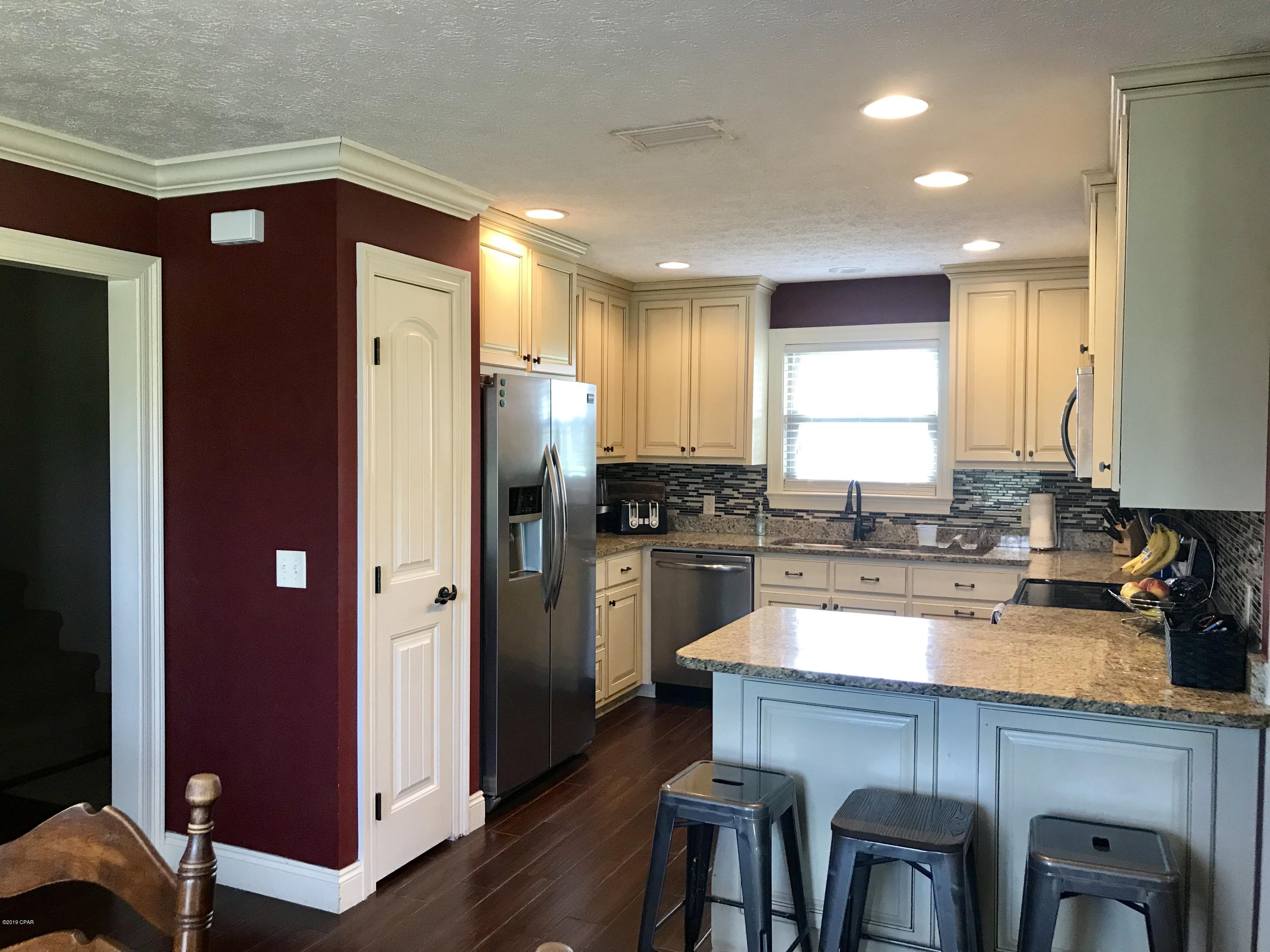 Kirkland Manor - Residential