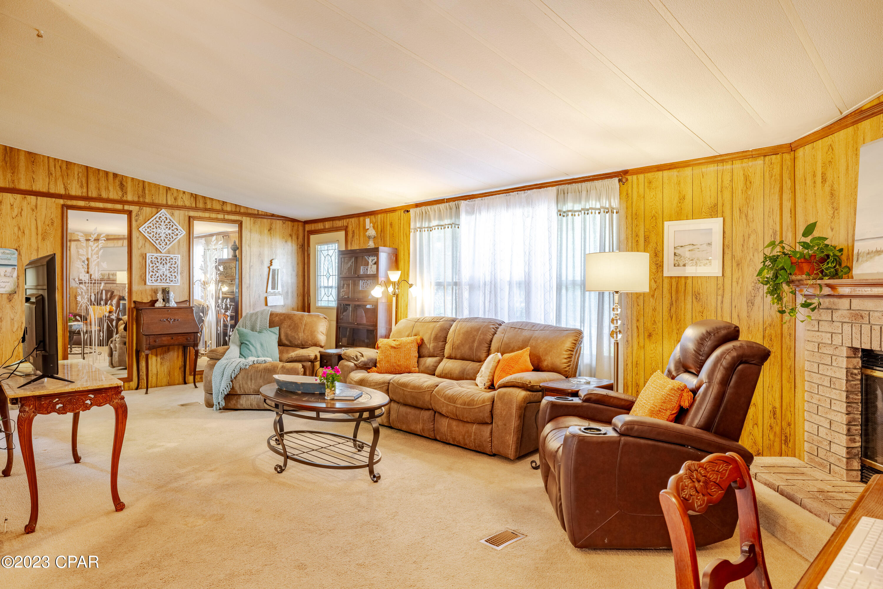 North Lagoon Oaks 7th Add - Residential