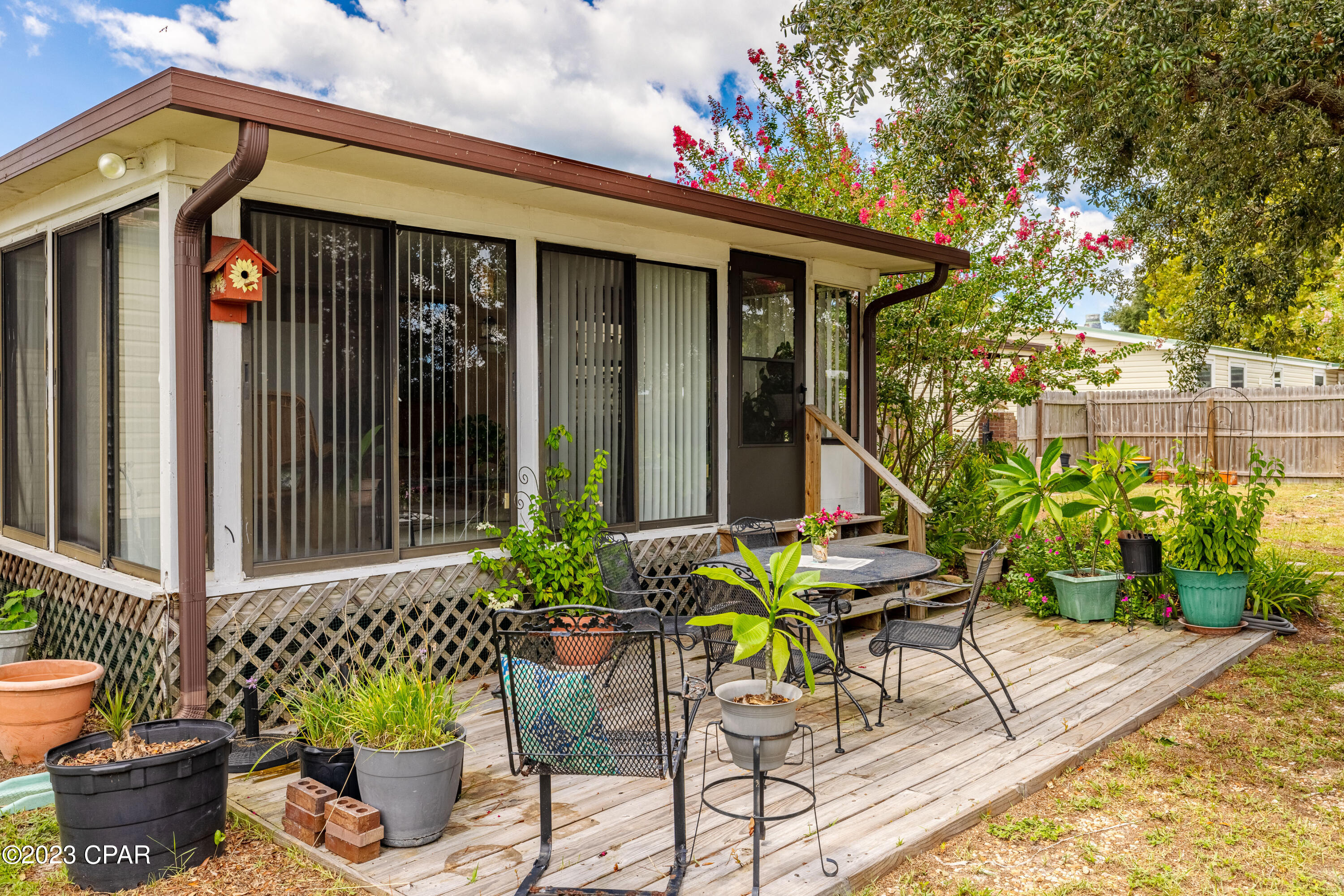 North Lagoon Oaks 7th Add - Residential