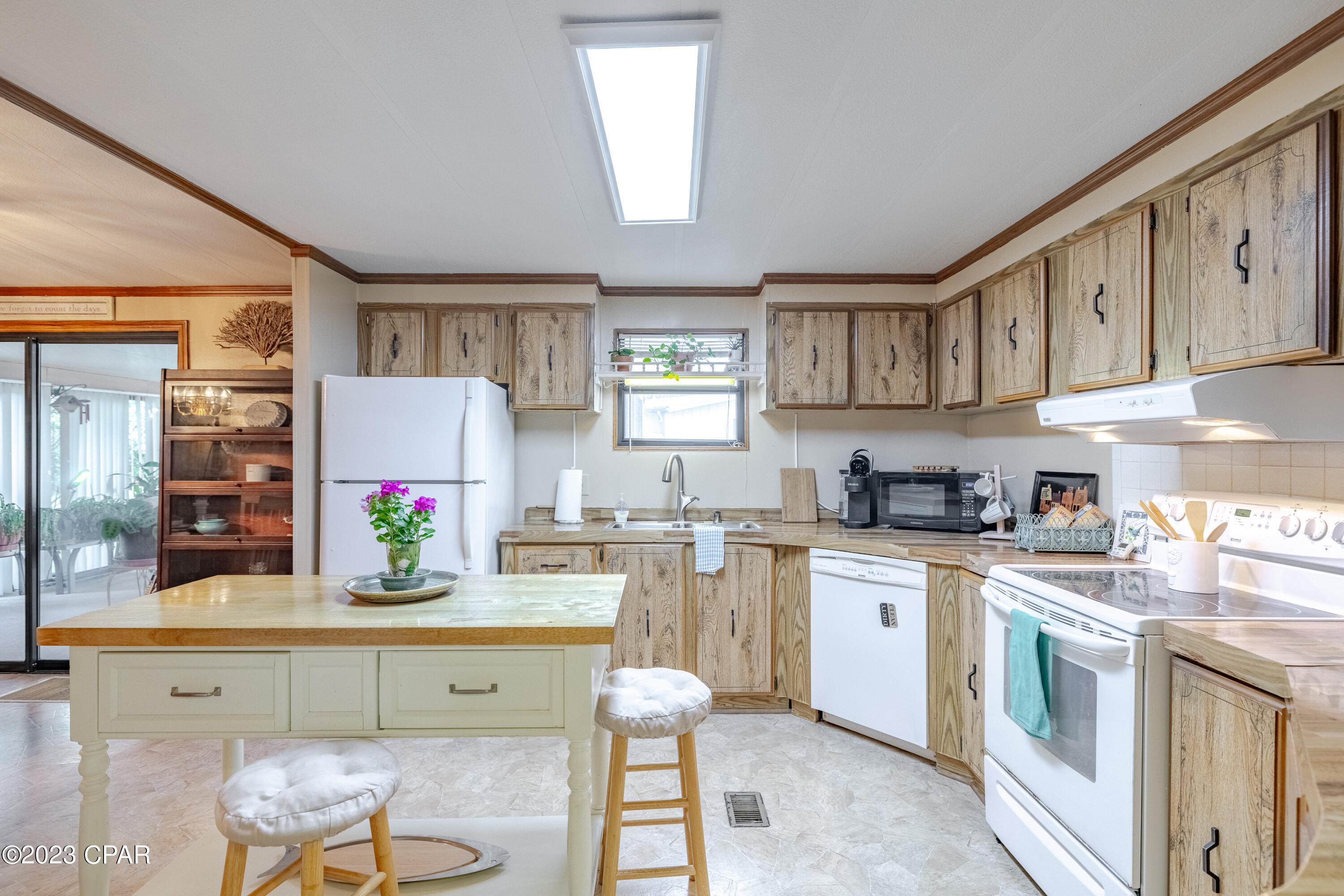 North Lagoon Oaks 7th Add - Residential