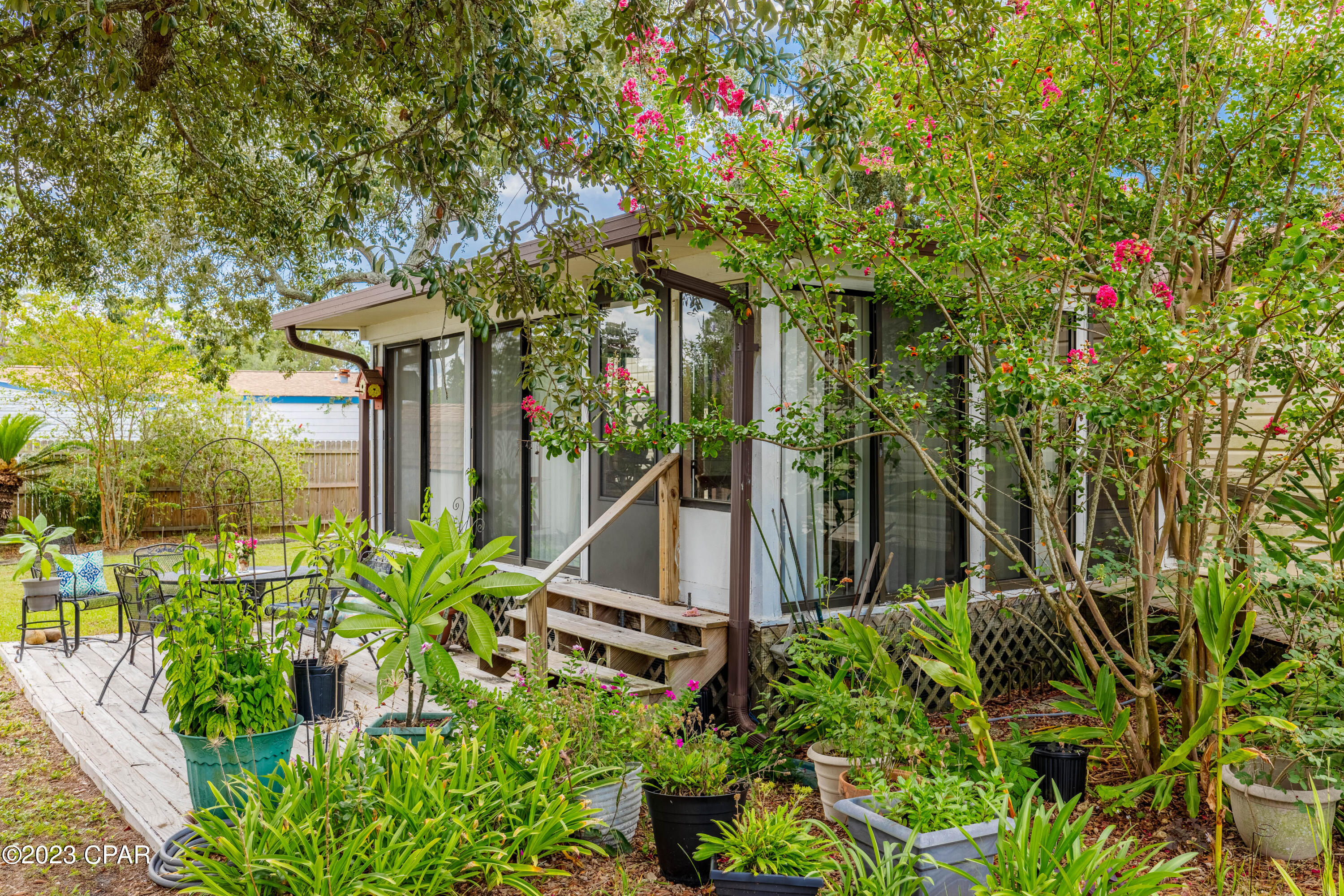 North Lagoon Oaks 7th Add - Residential