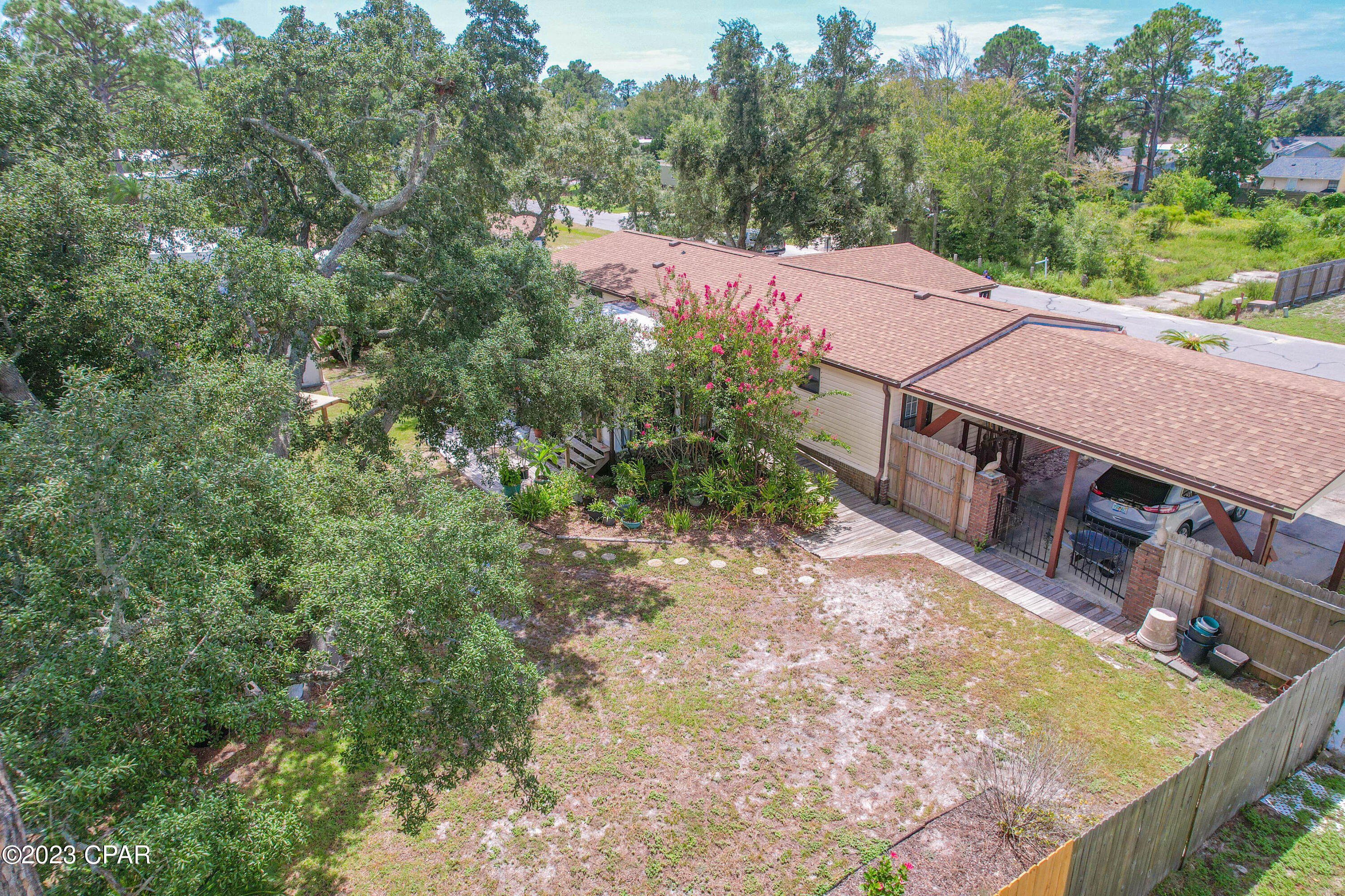 North Lagoon Oaks 7th Add - Residential