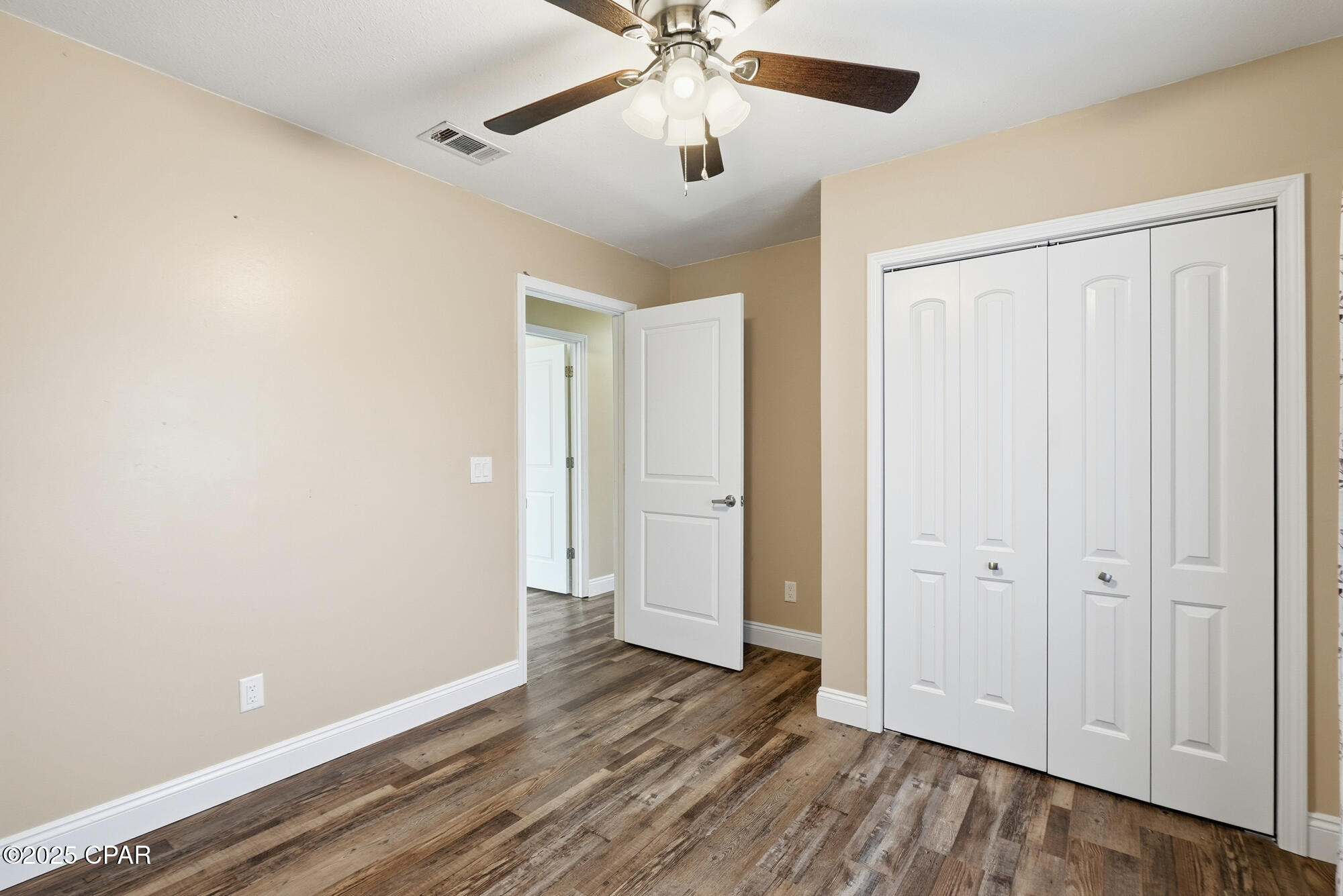 Kirkland Manor - Residential