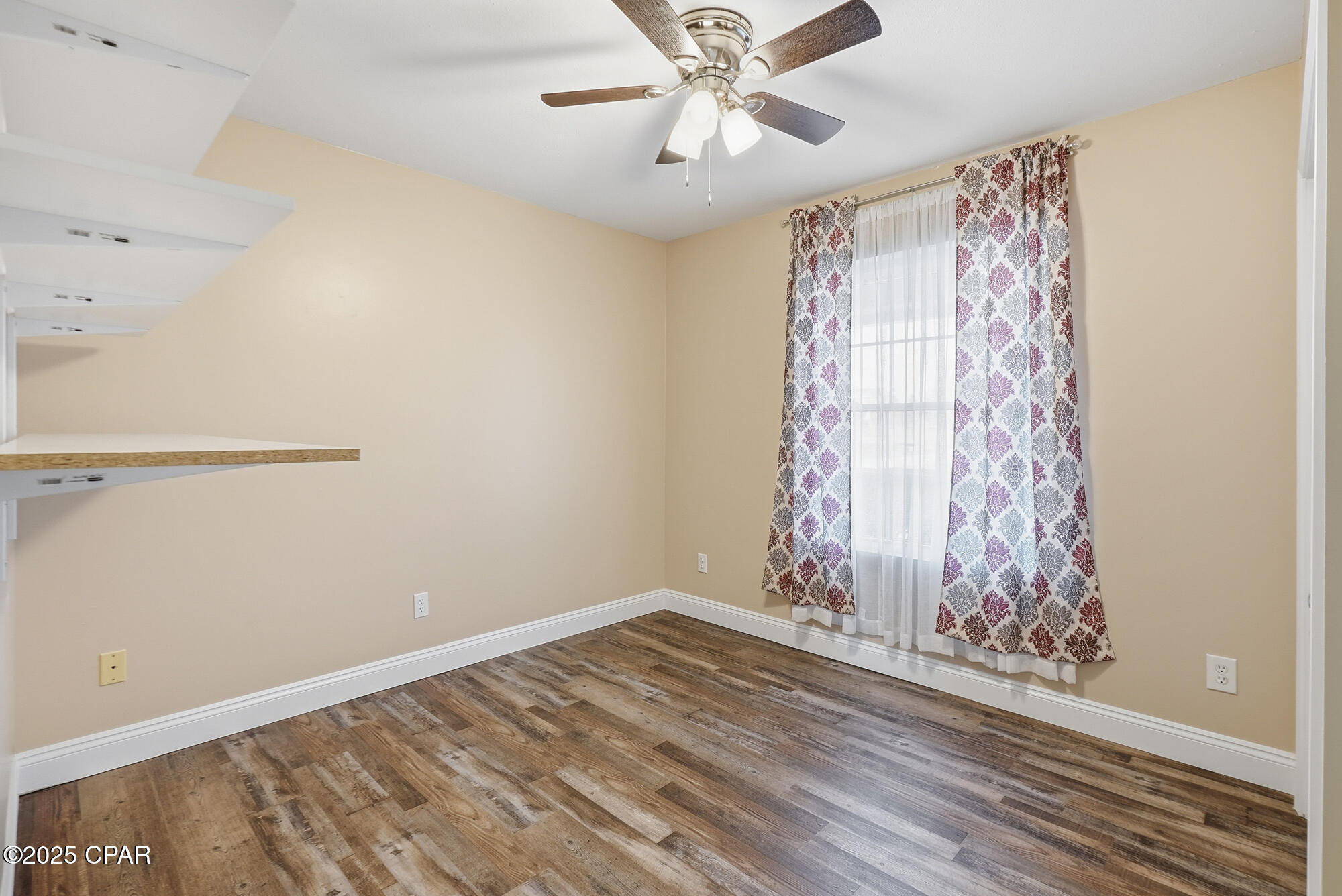 Kirkland Manor - Residential