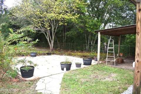 A home in Graceville