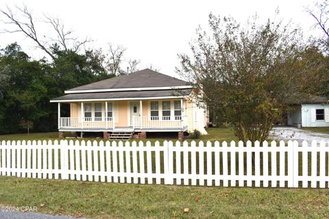 A home in Graceville