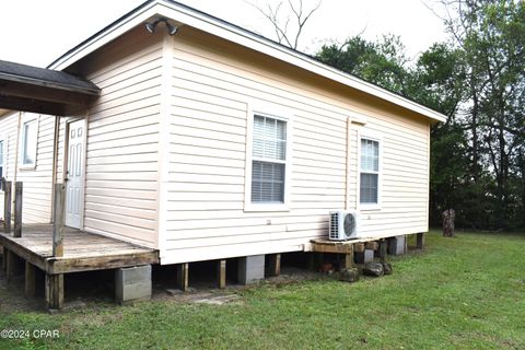 A home in Graceville