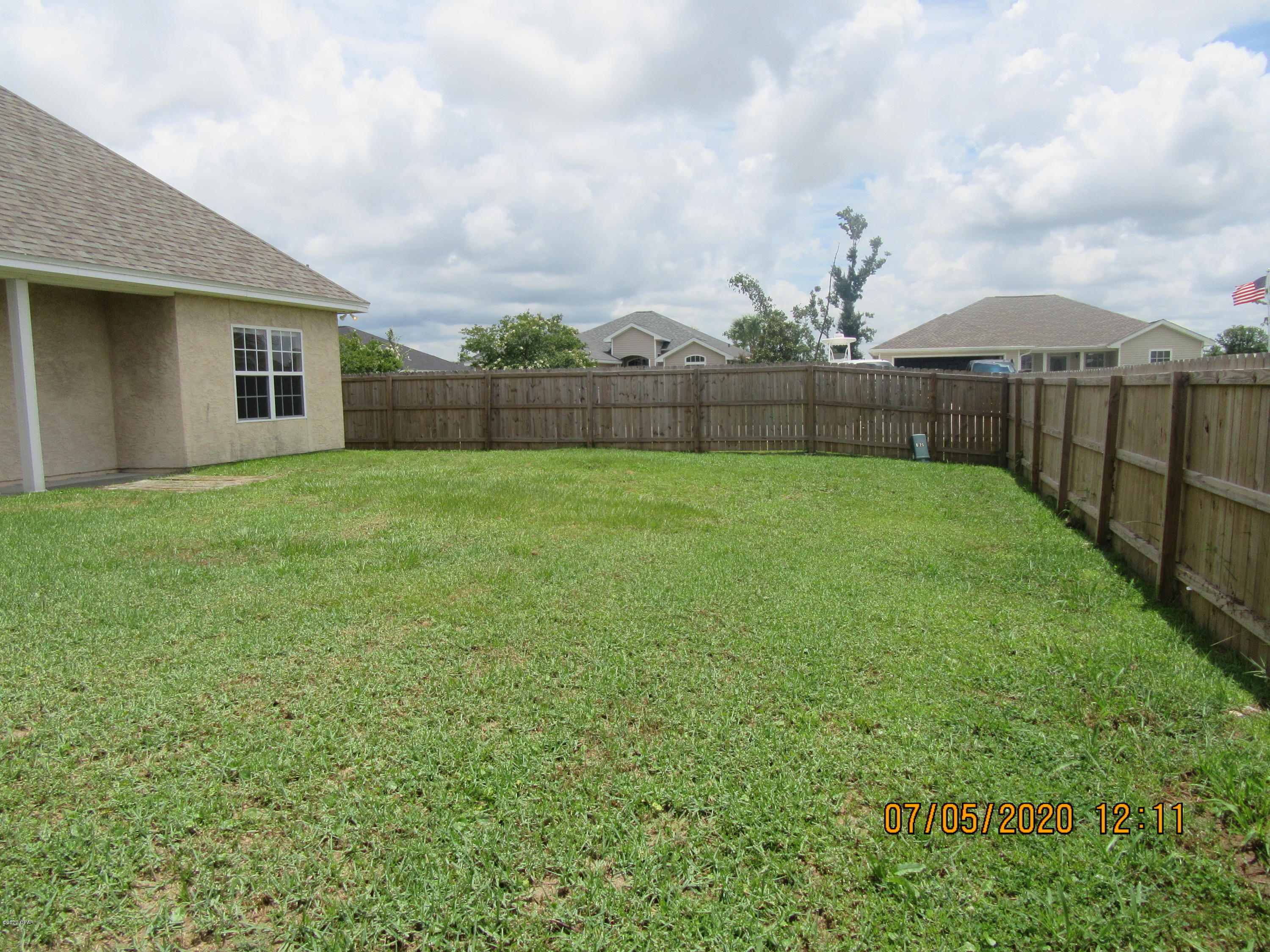 [No Recorded Subdiv] - Residential Lease