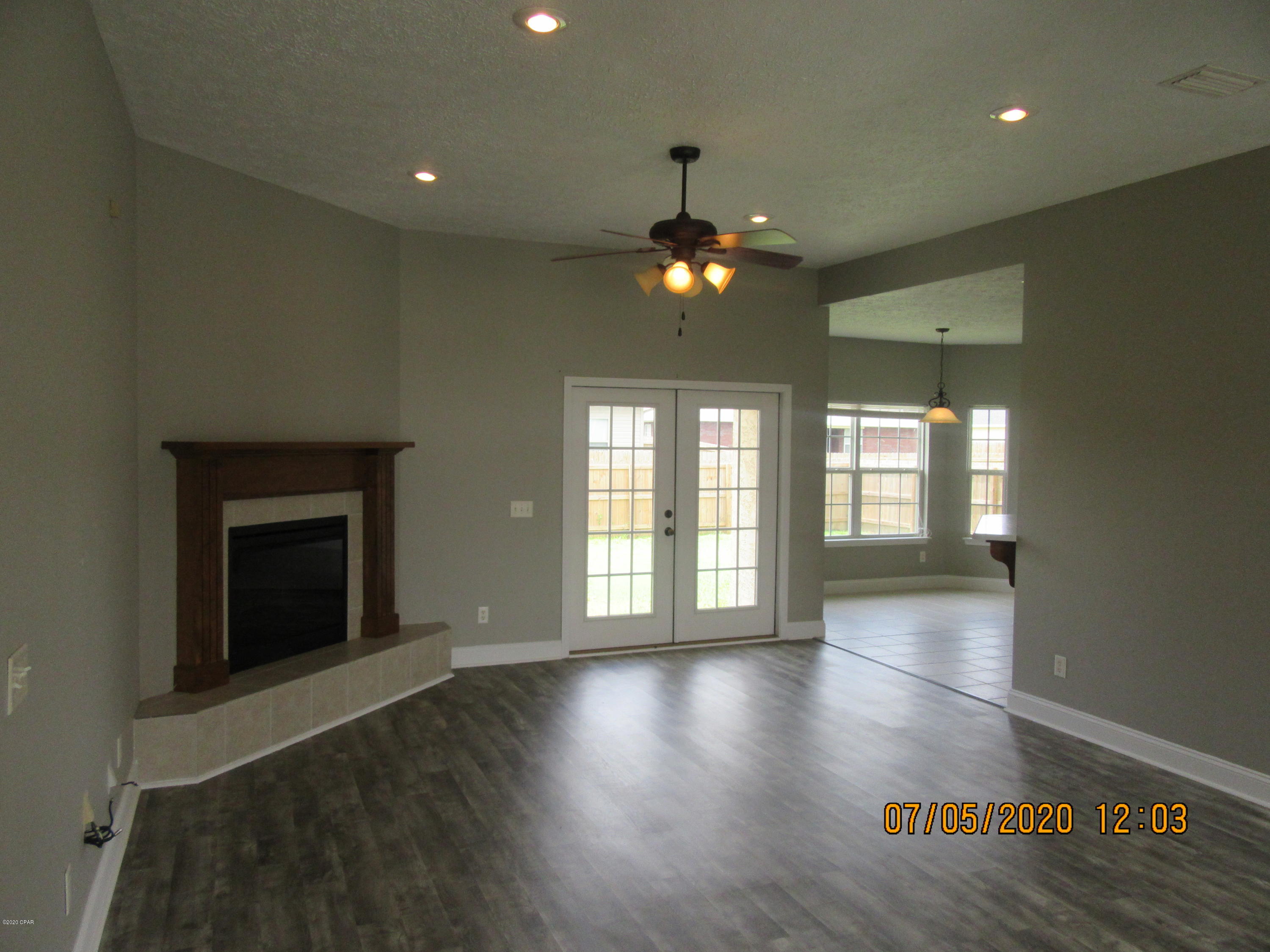 [No Recorded Subdiv] - Residential Lease