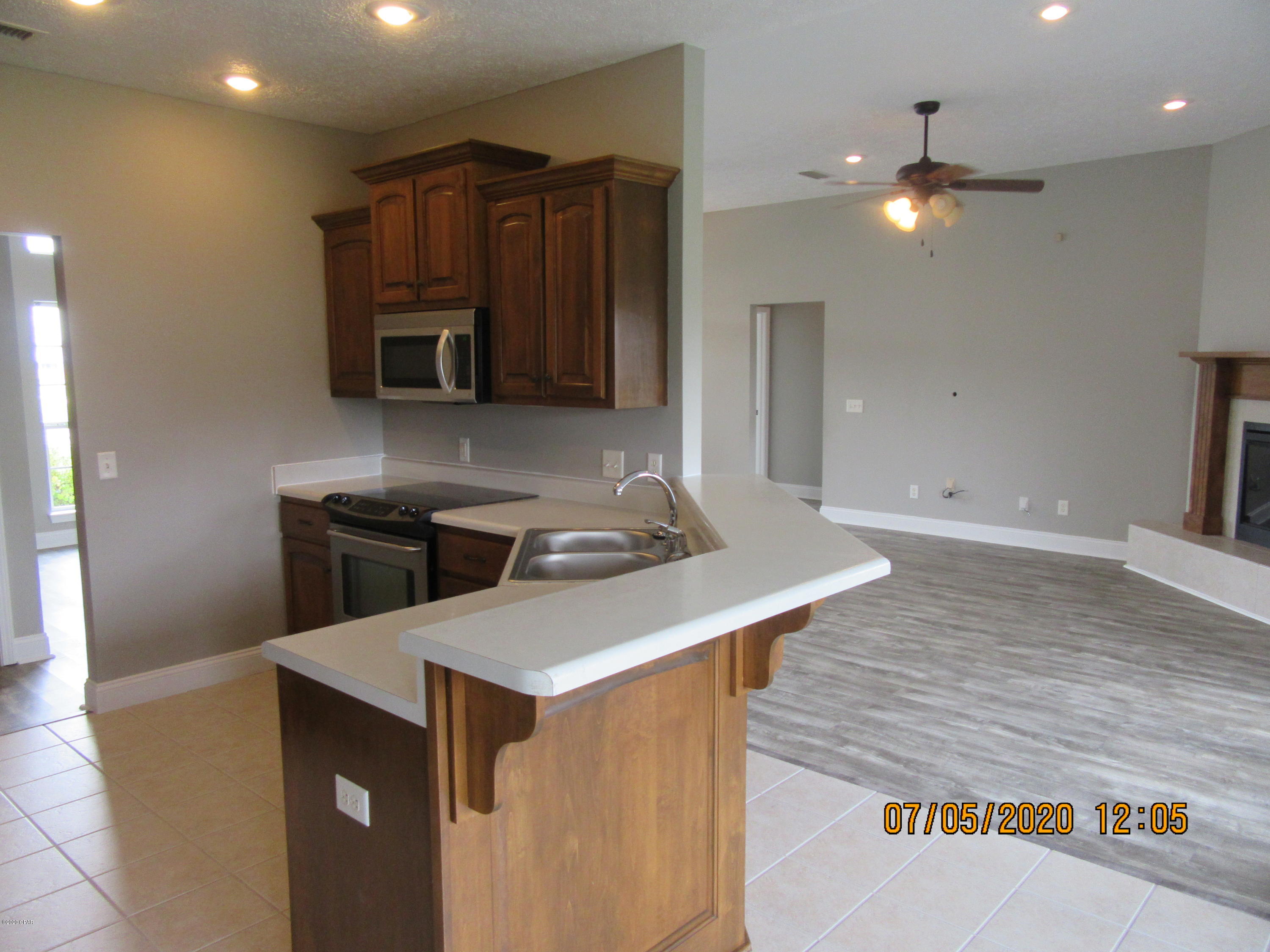 [No Recorded Subdiv] - Residential Lease