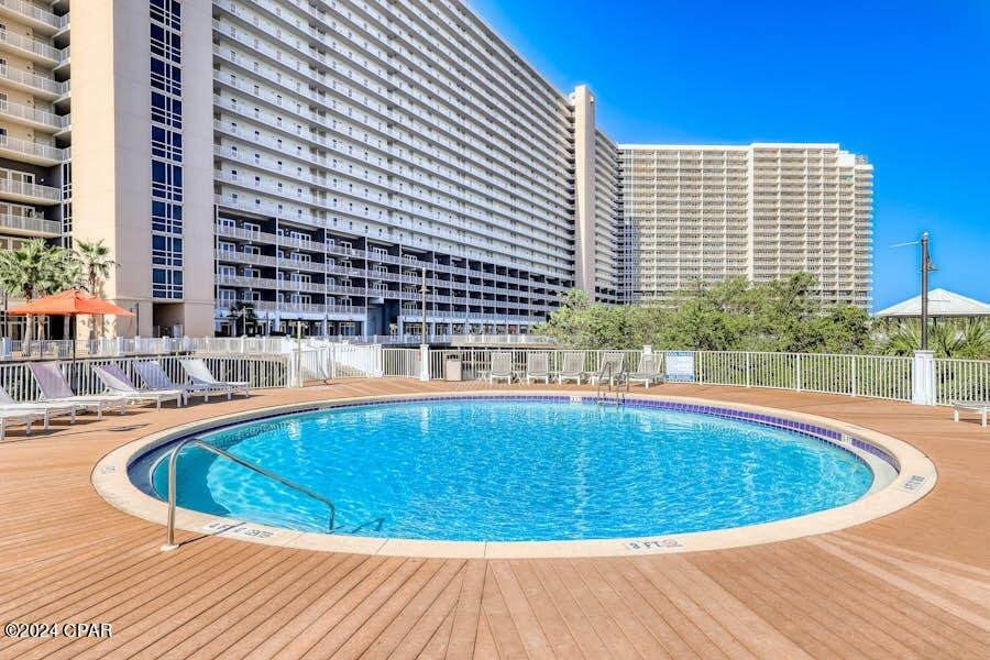 Laketown Wharf - Residential