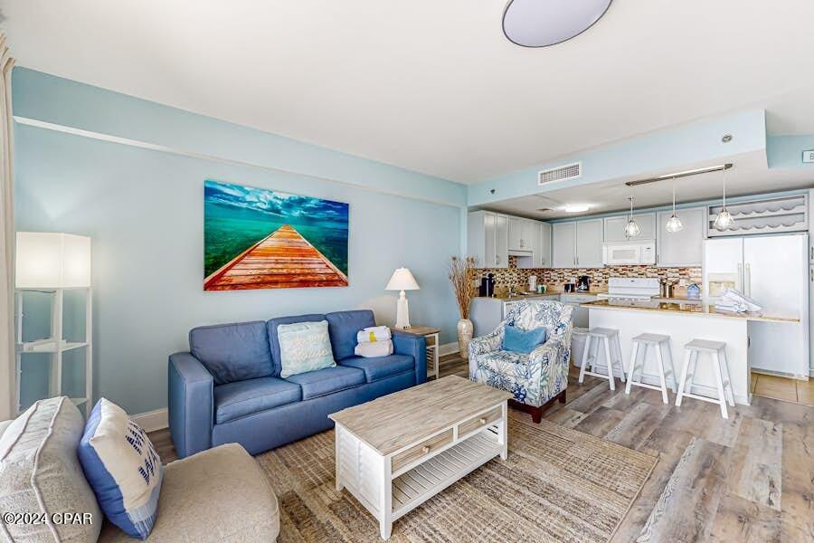 Laketown Wharf - Residential