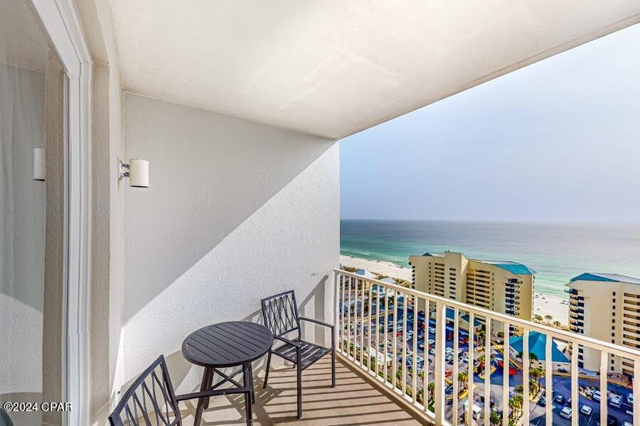 Laketown Wharf - Residential