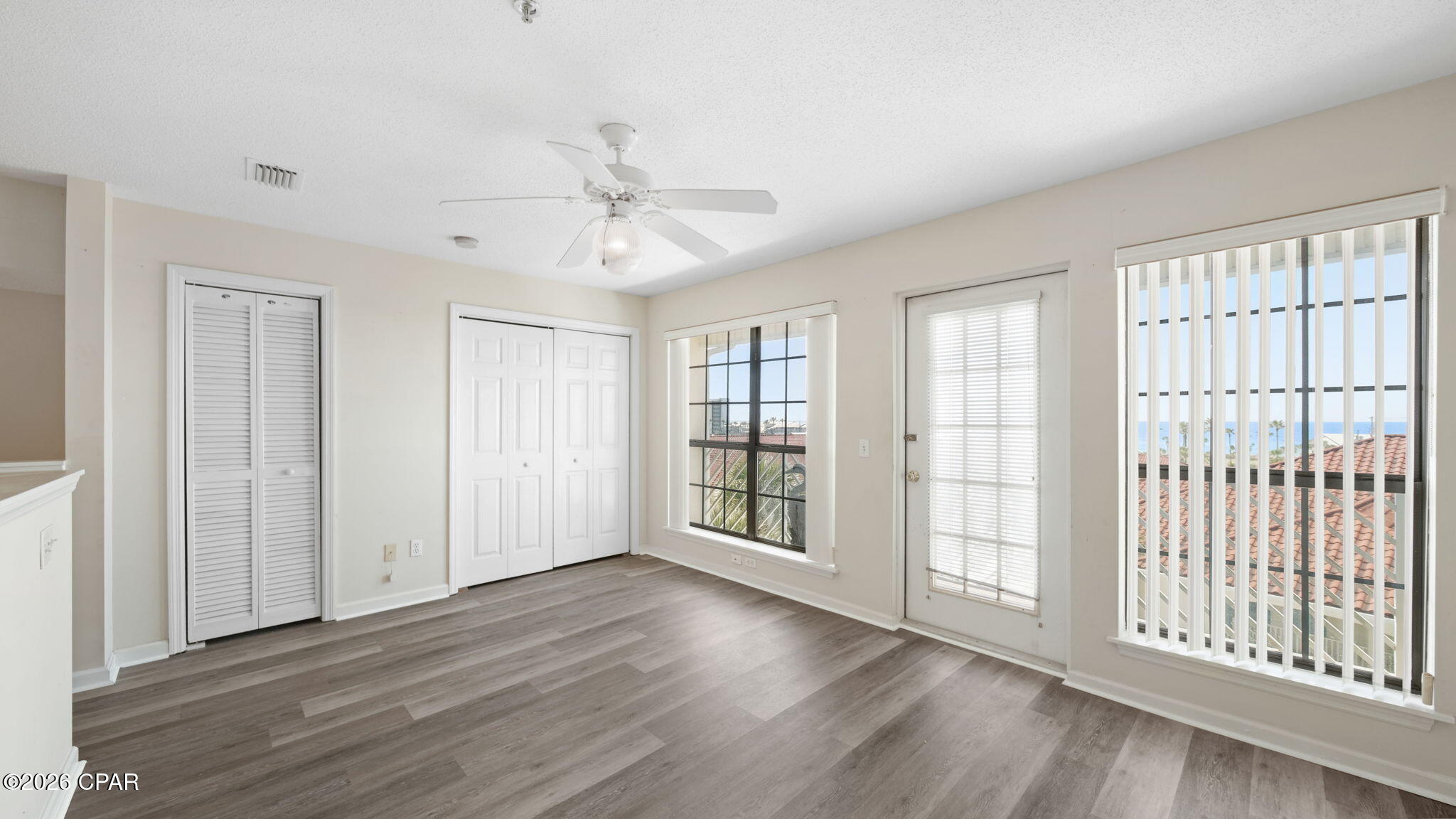 Horizon South XX - Residential