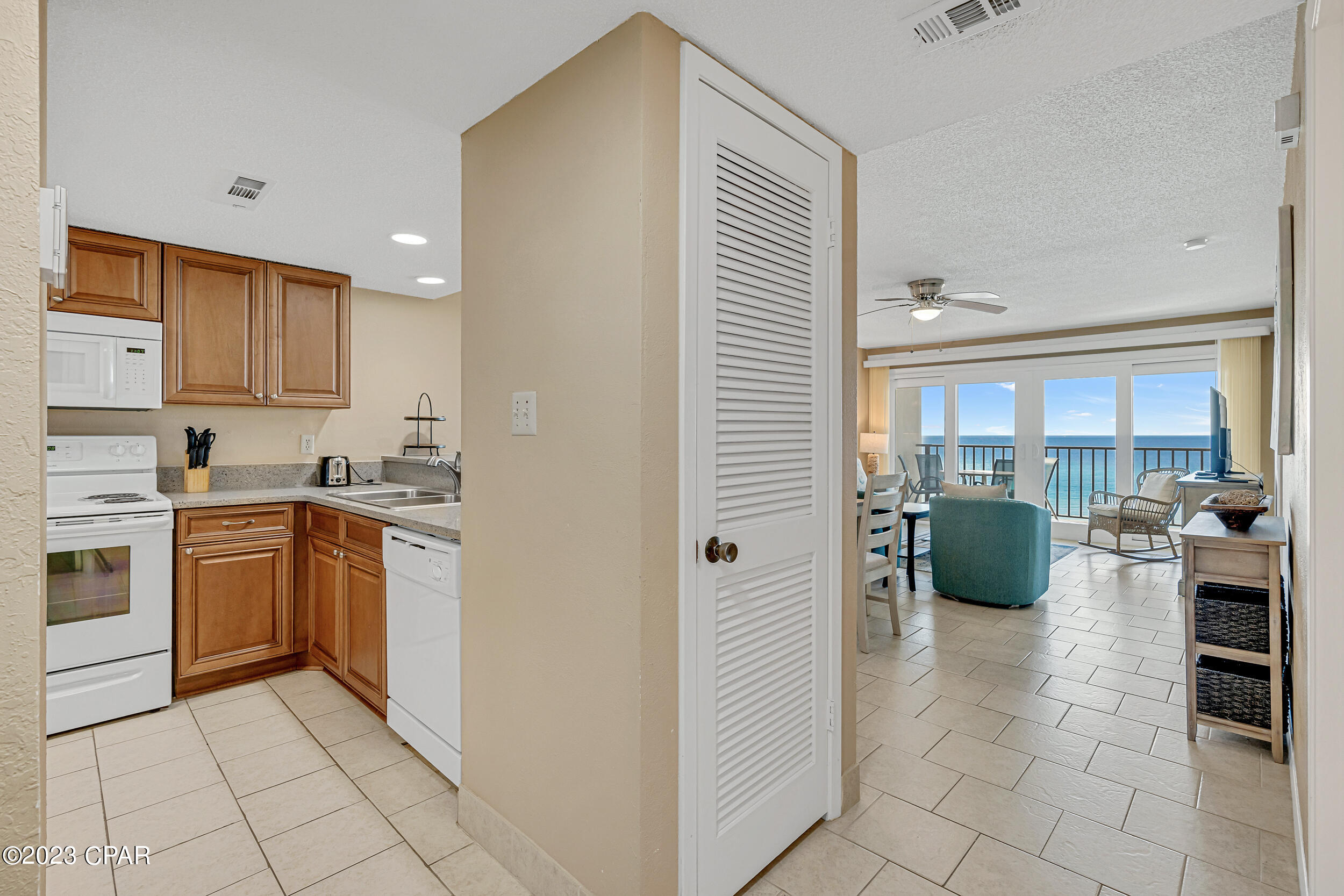 The Commodore - Residential