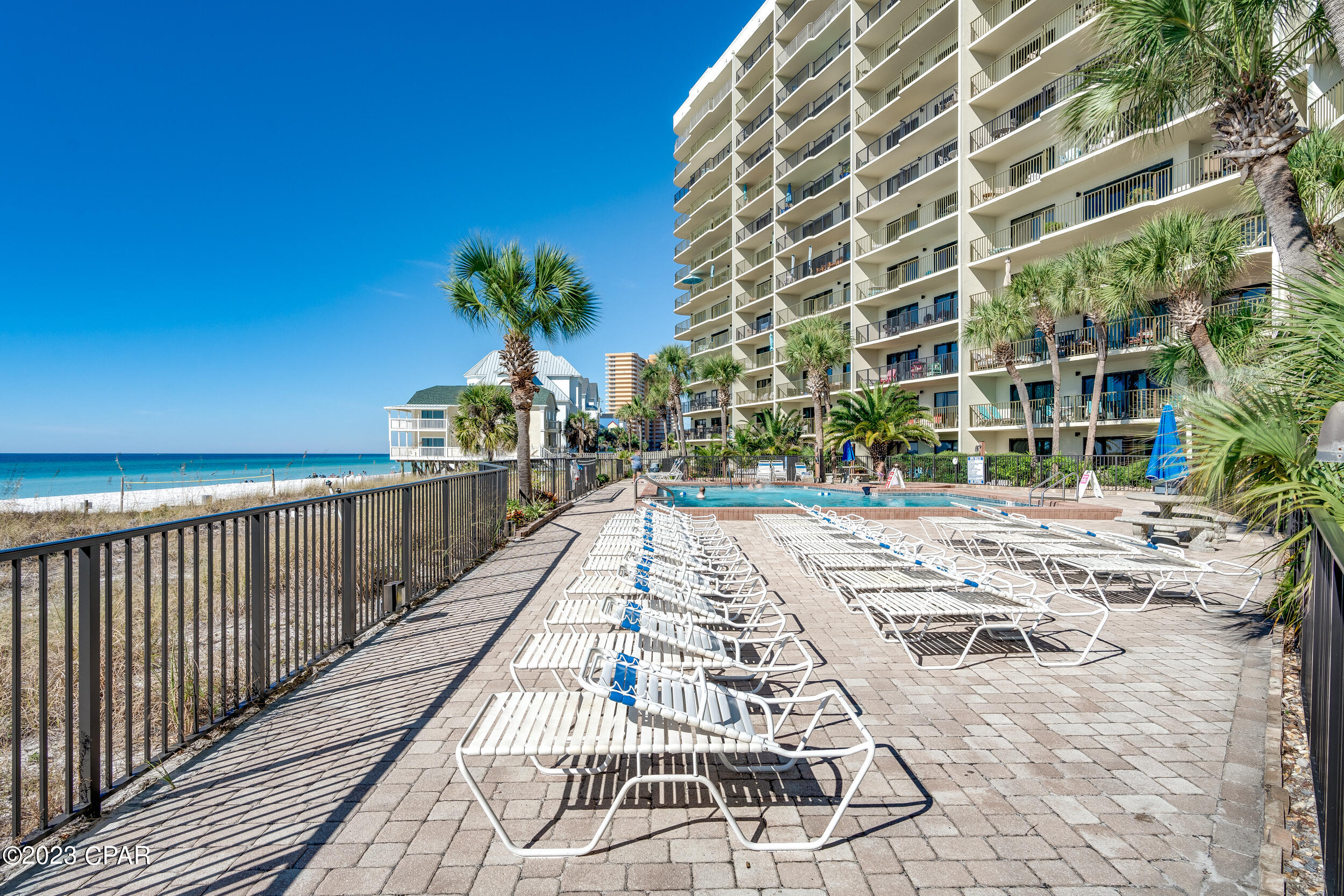 The Commodore - Residential