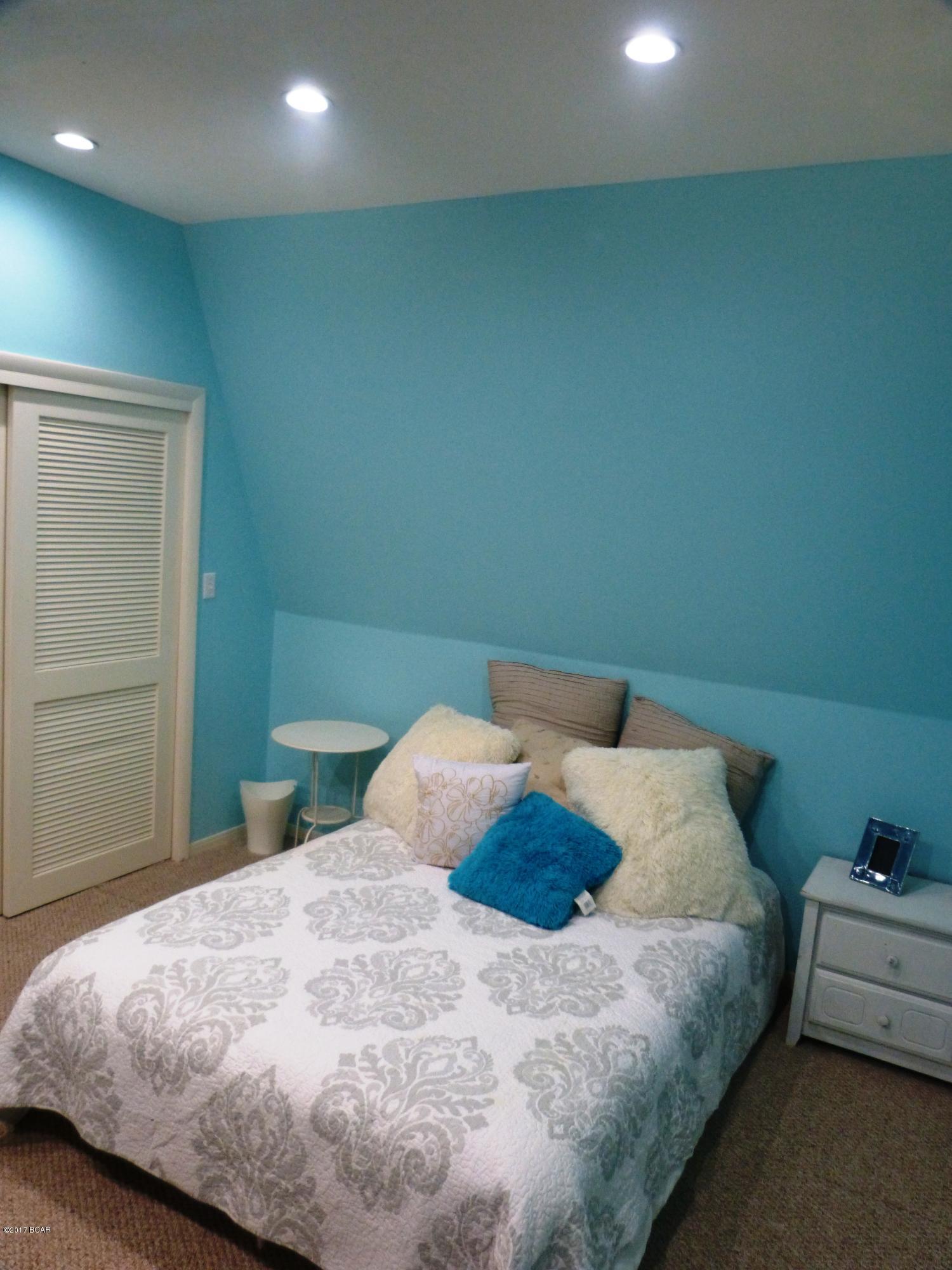 Bay Point Harbour Villas - Residential