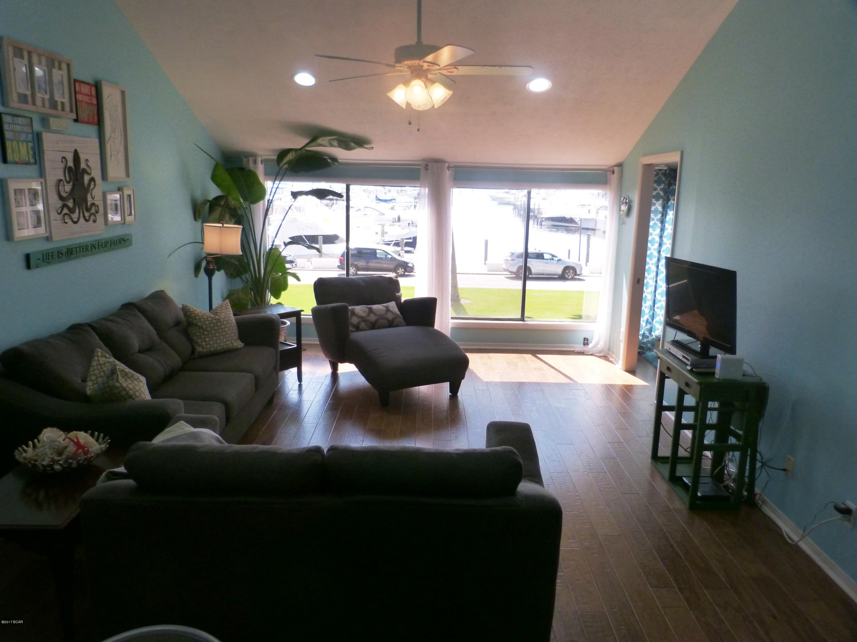 Bay Point Harbour Villas - Residential