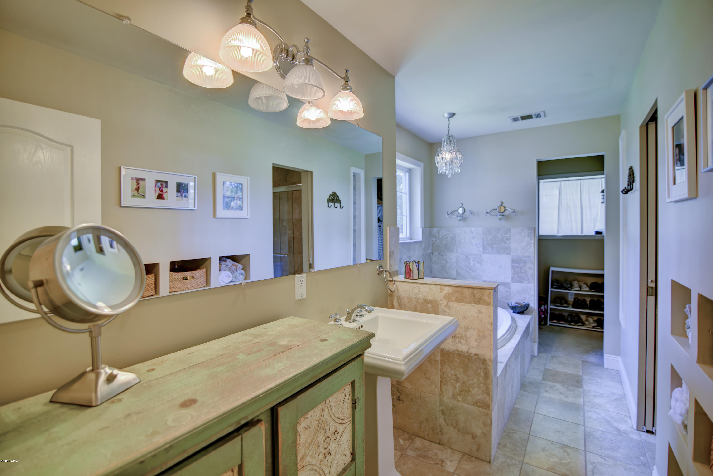 Colony Club - Residential