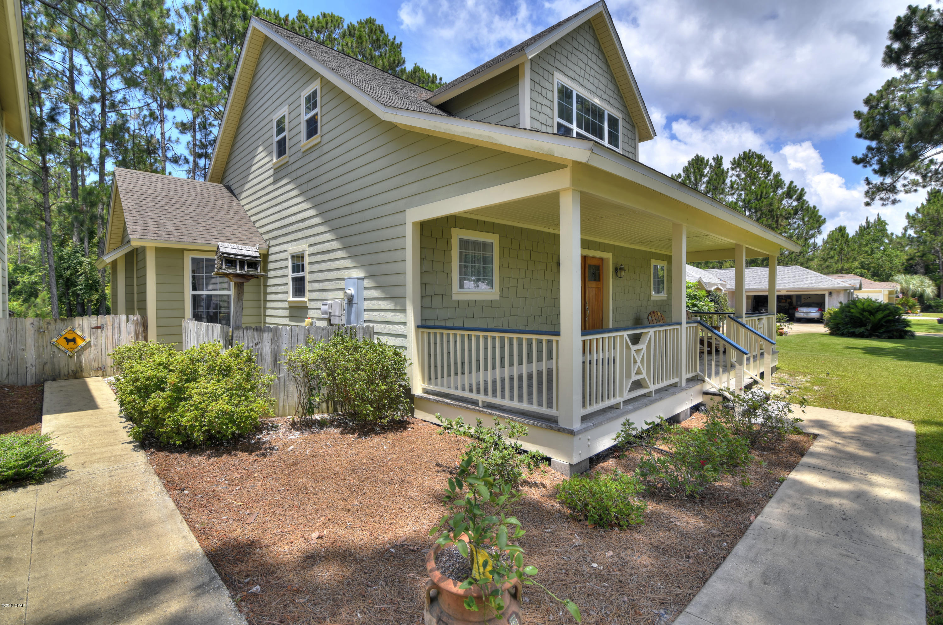 Colony Club - Residential