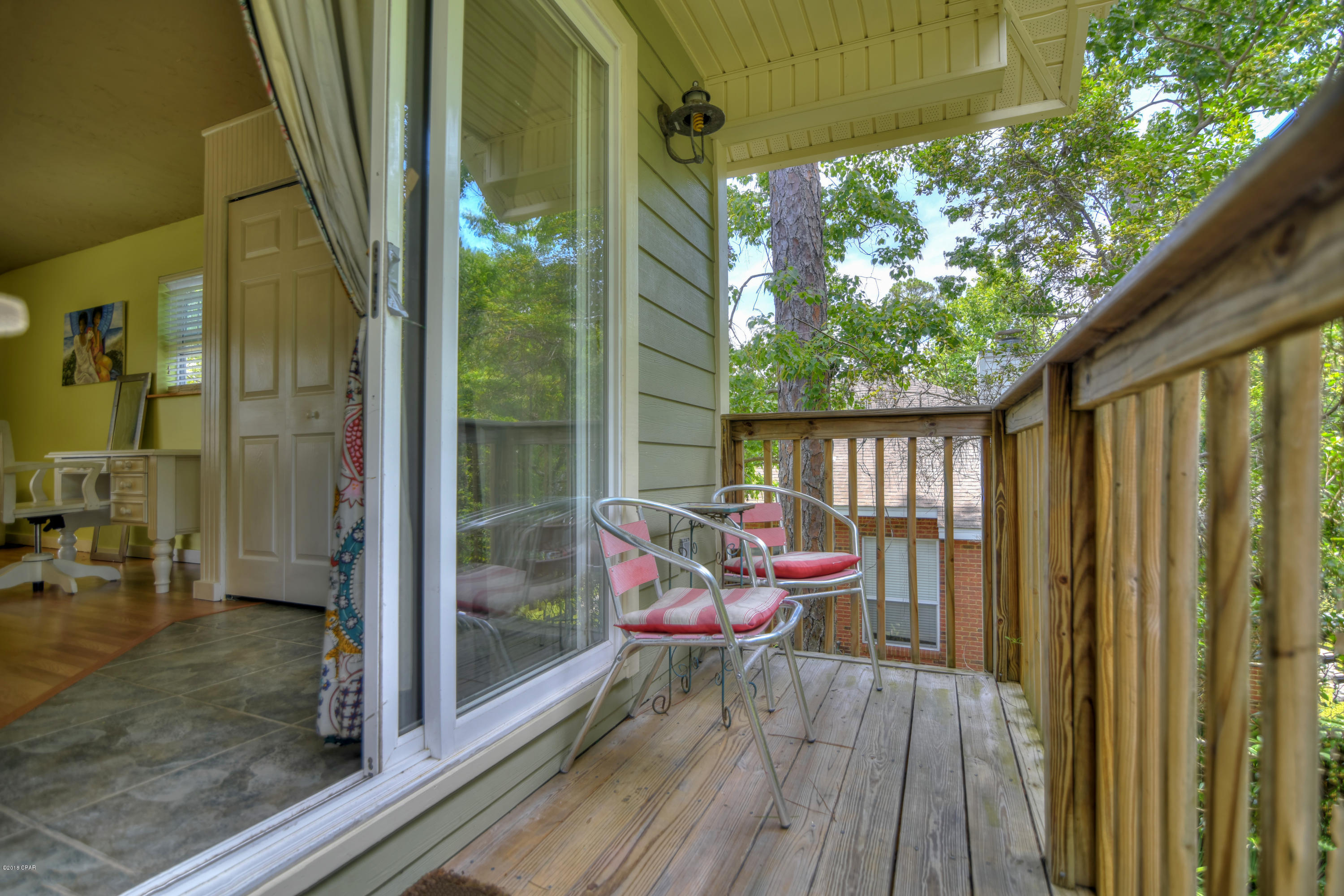 Colony Club - Residential