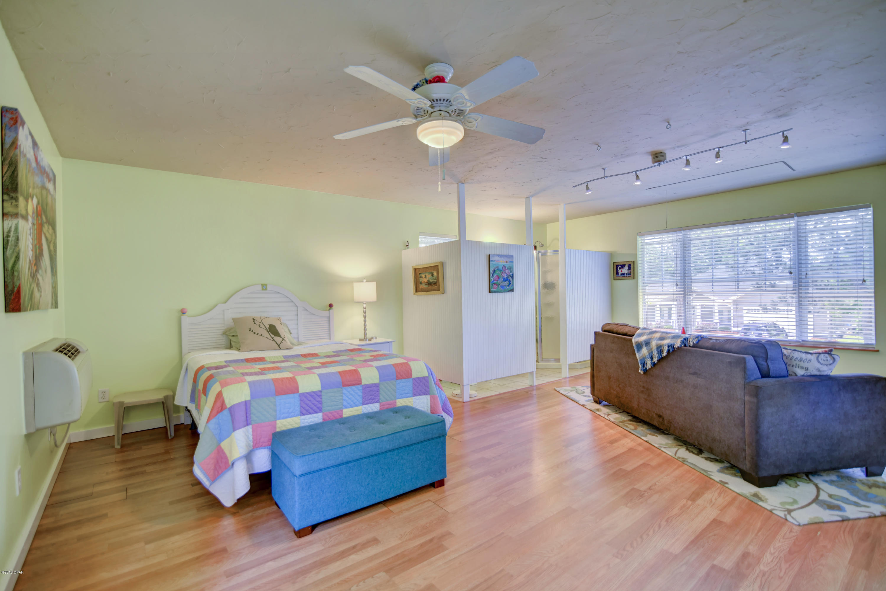 Colony Club - Residential