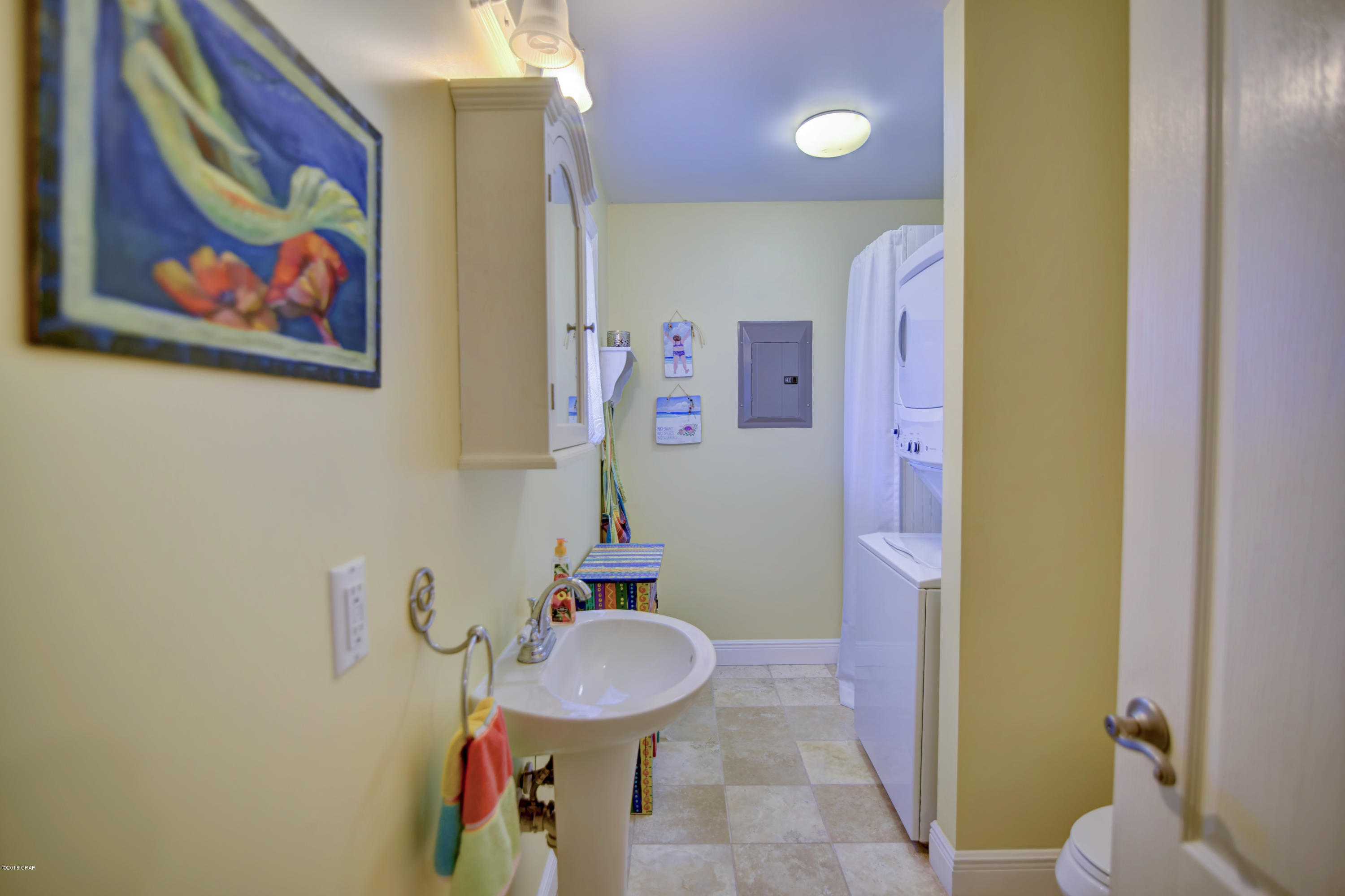 Colony Club - Residential