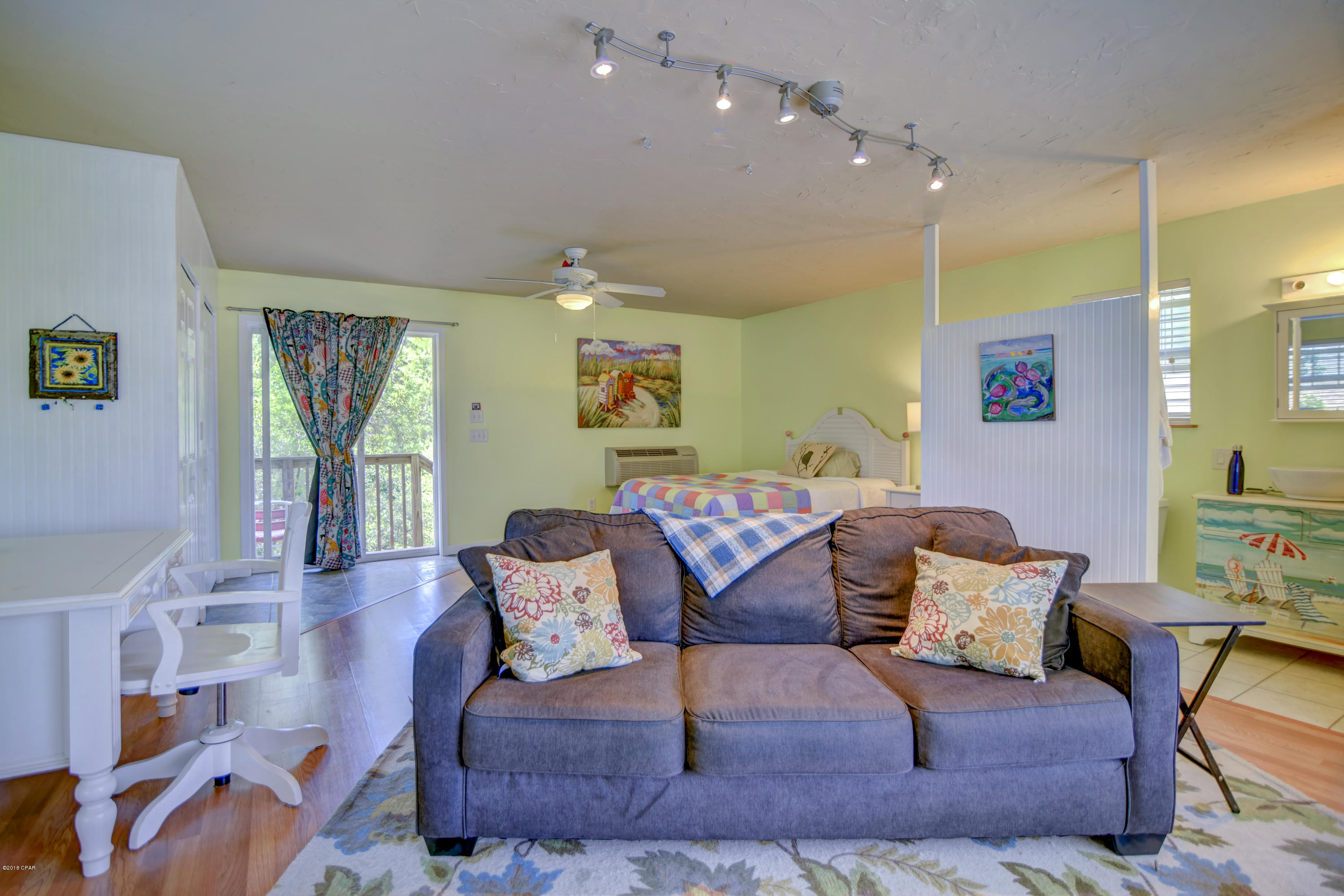 Colony Club - Residential