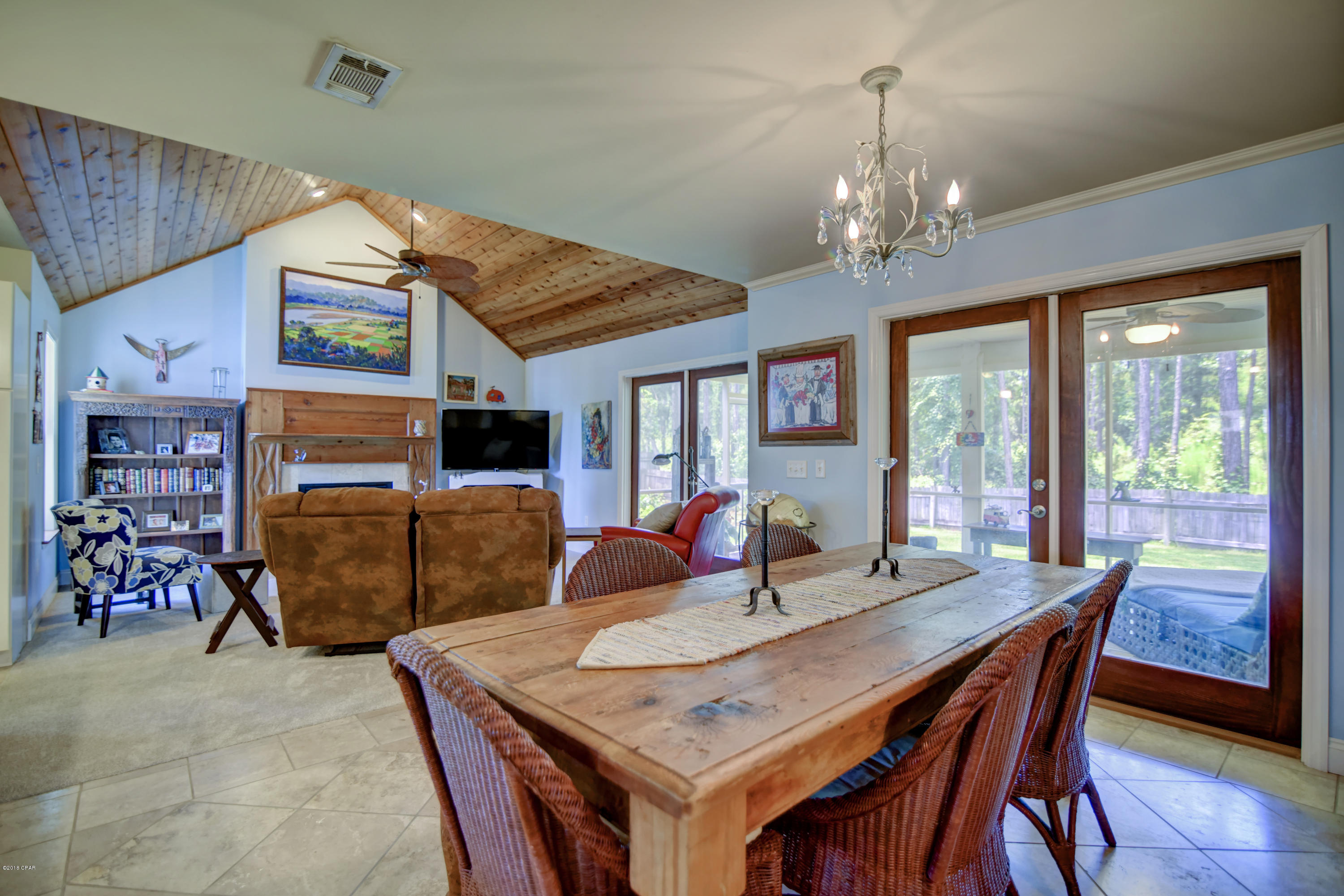 Colony Club - Residential