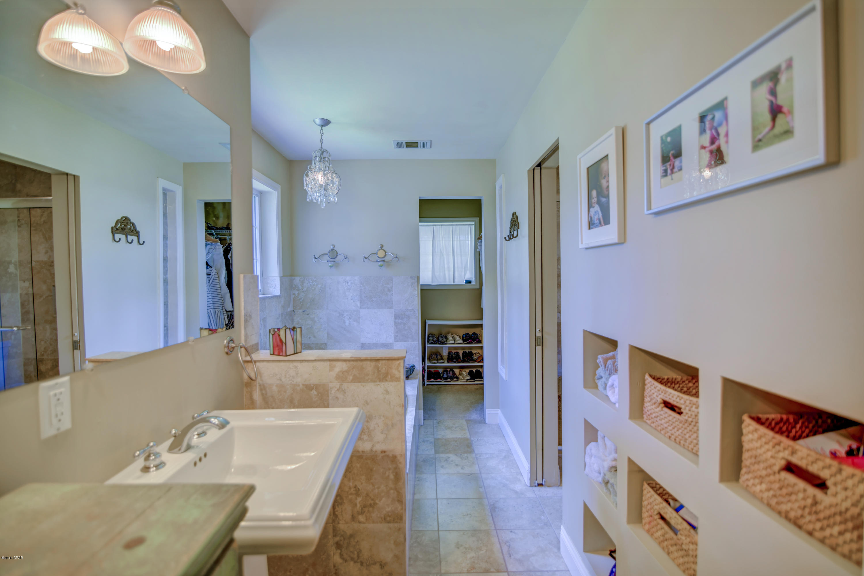 Colony Club - Residential