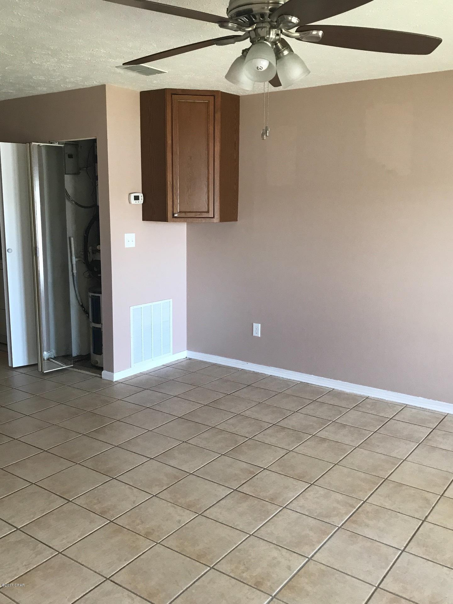 Blue Lagoon - Residential Lease