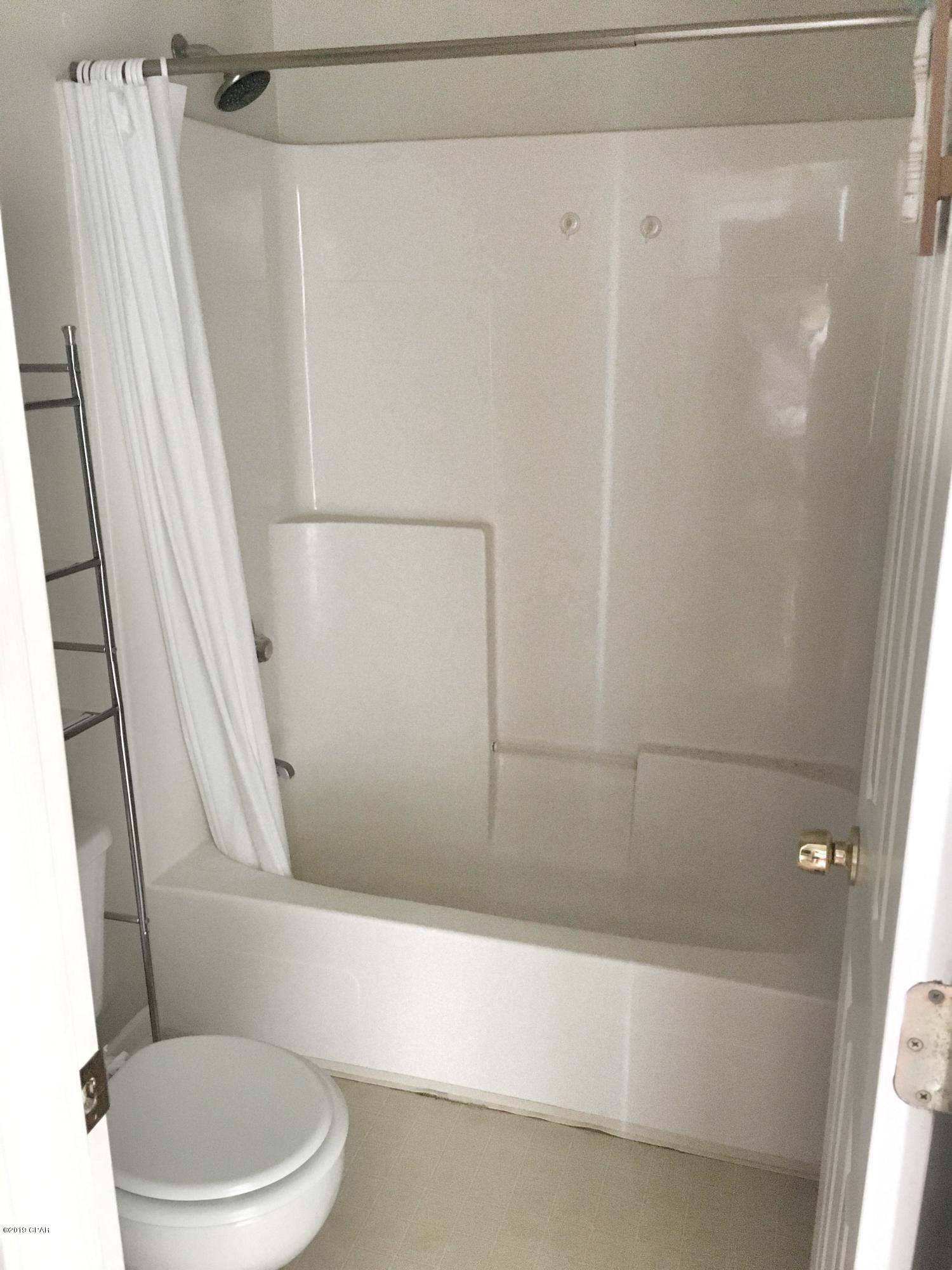 Belaire Estates U-6 - Residential