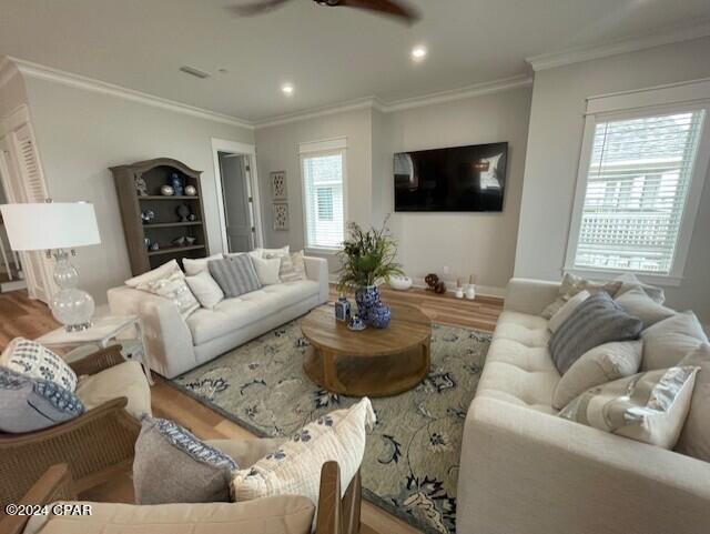 Lullwater Beach - Residential