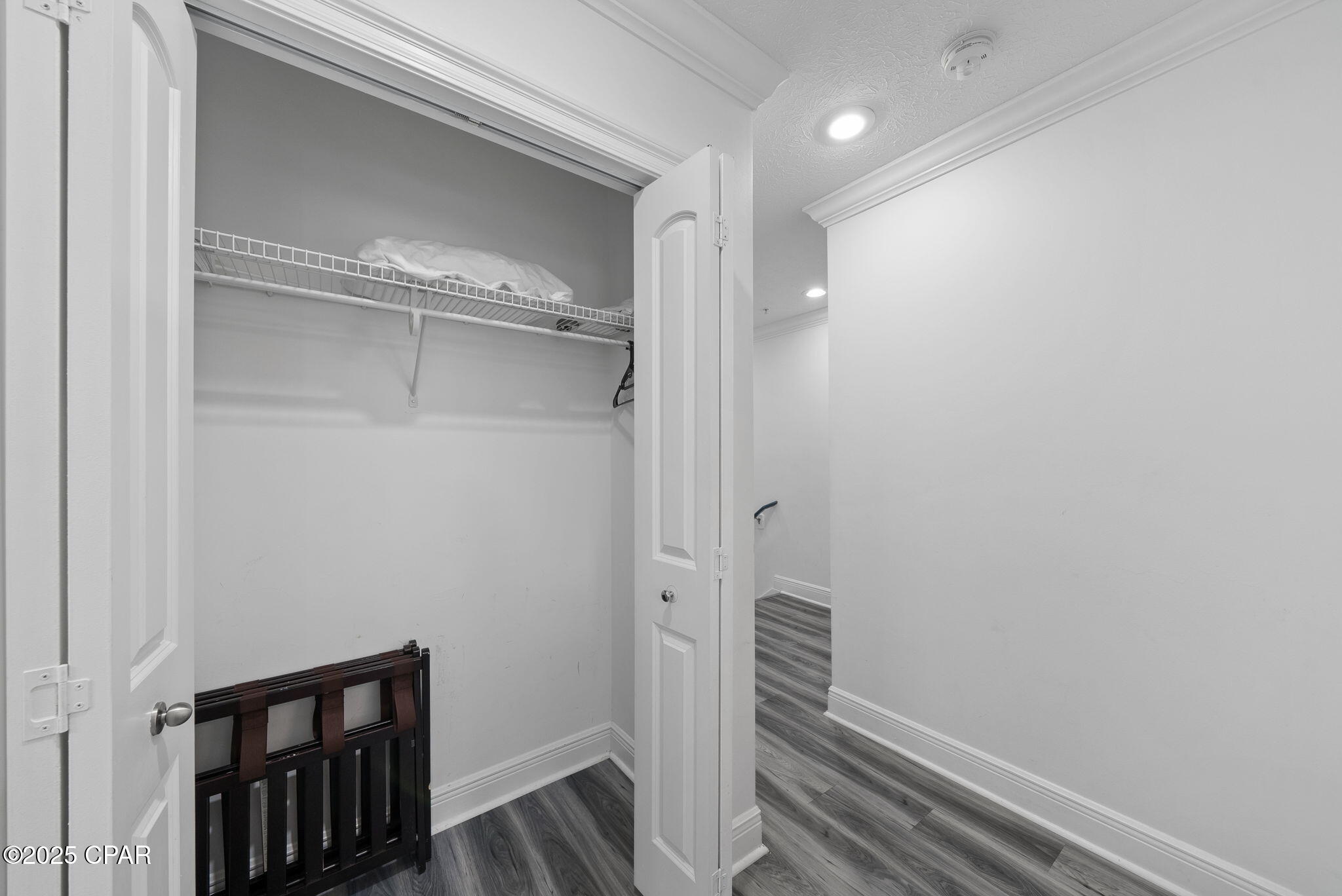 Long Beach 3rd - Residential